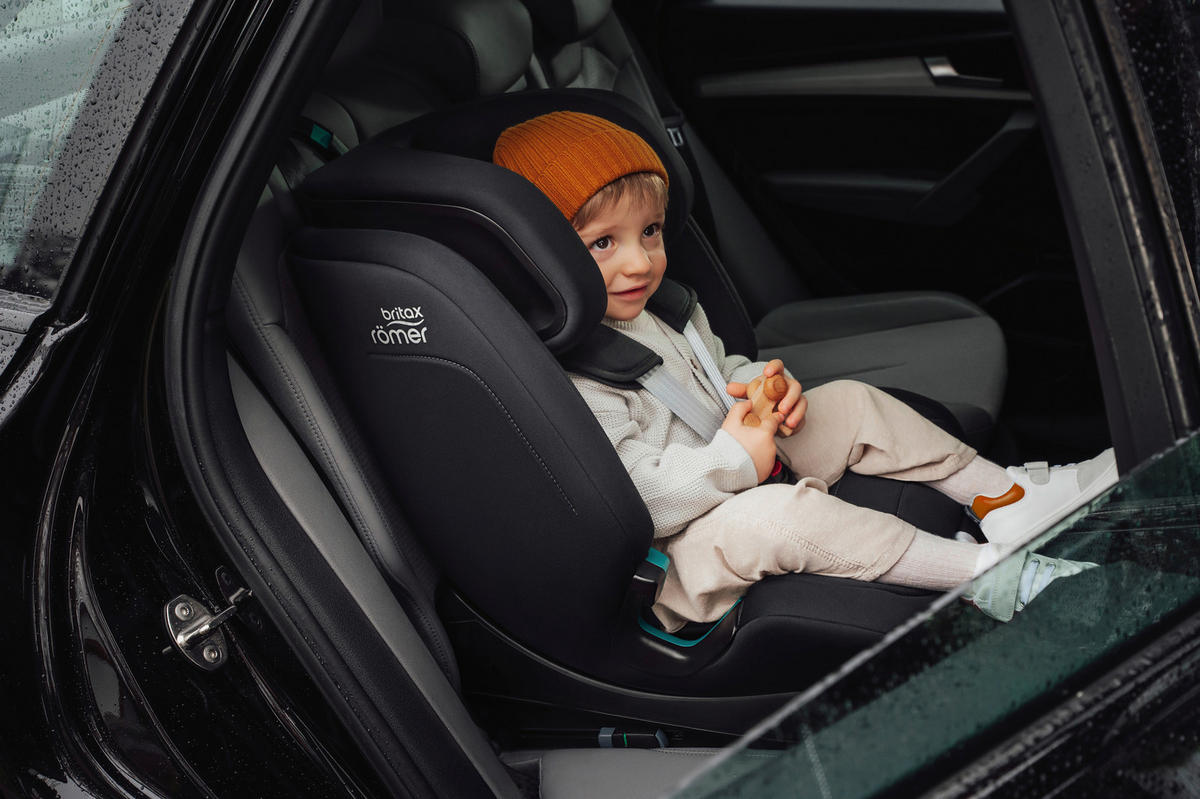 KINDERAUTOSITZ VERSAFIX  - Schwarz, Basics, Textil (44/60/48cm) - Britax Römer