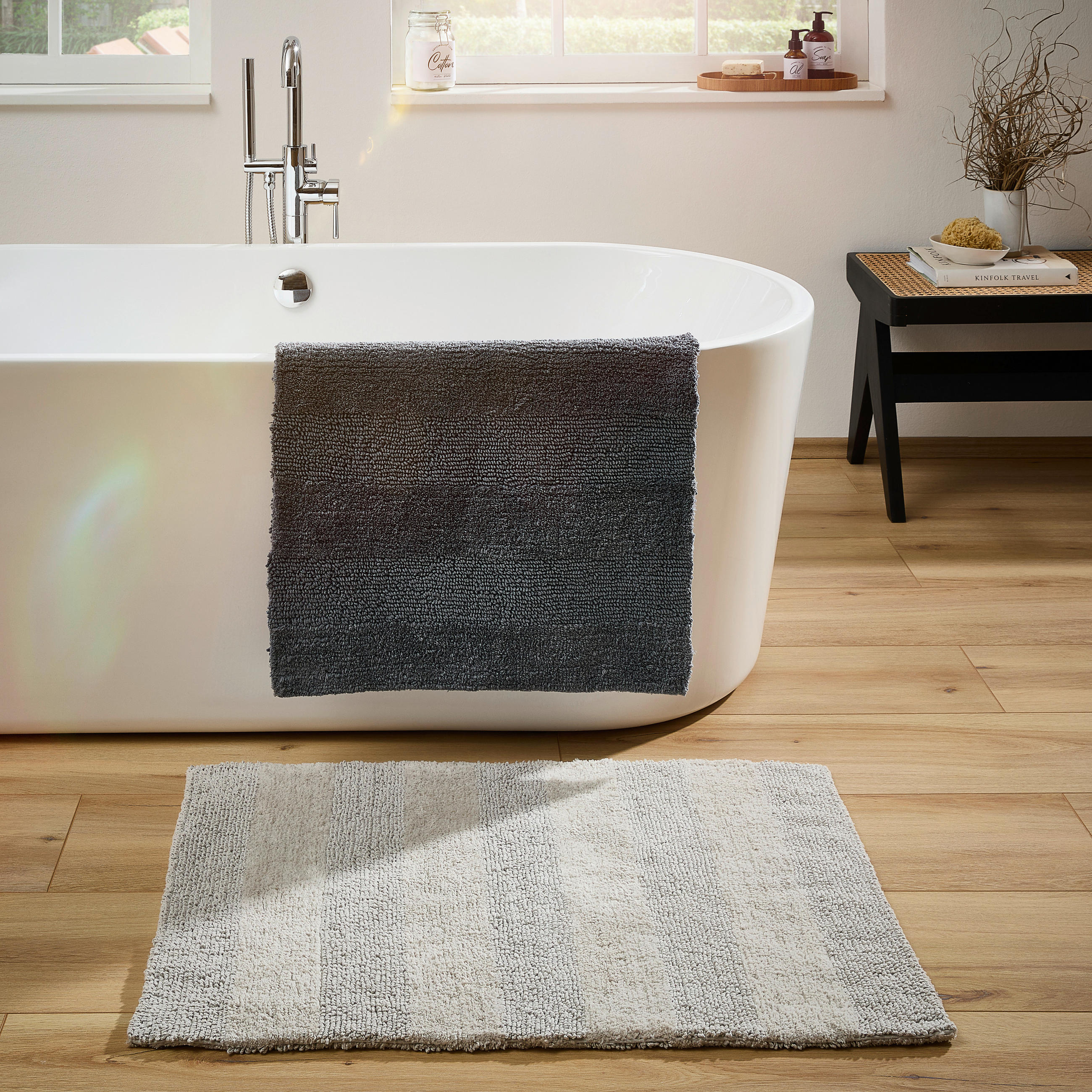 KOUPELNOVÁ PŘEDLOŽKA, 60/90 cm - barvy stříbra, textil (60/90cm) - Dieter Knoll