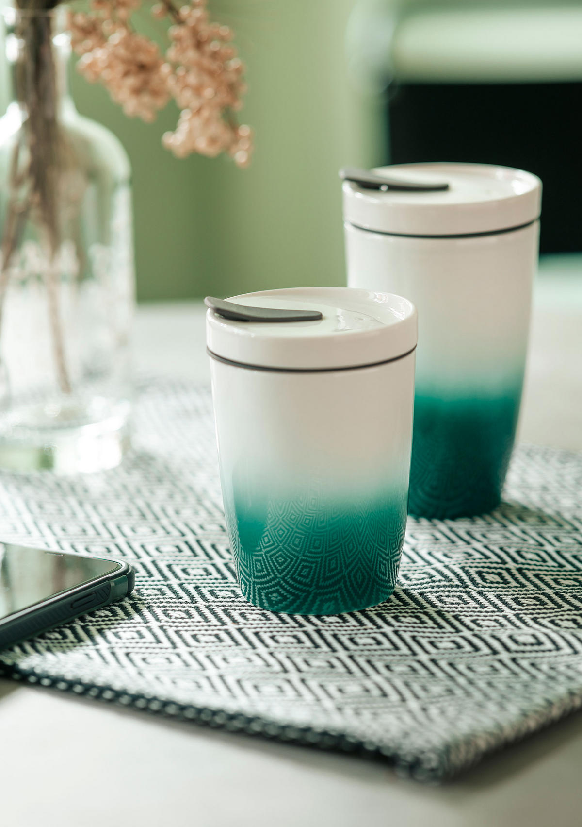COFFEE-TO-GO-BECHER TO GO, TO STAY 0,35 L  - Dunkelgrün, Basics, Keramik/Kunststoff (350ml) - like.Villeroy & Boch