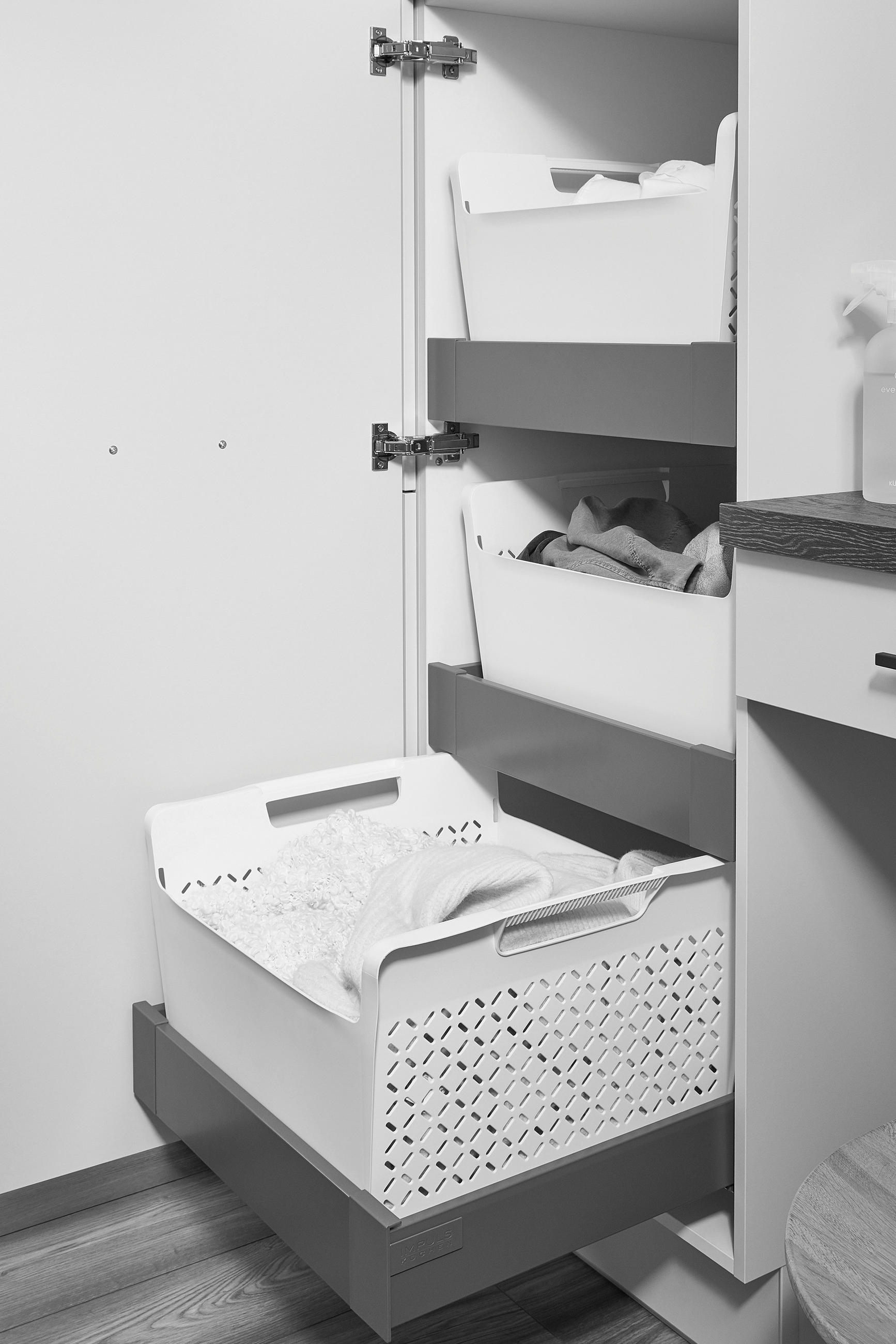 WÄSCHESCHRANK 120/206,2/58 cm Eichefarben, Salbeigrün  - Salbeigrün/Eichefarben, Basics, Holzwerkstoff/Metall (120/206,2/58cm) - Impuls