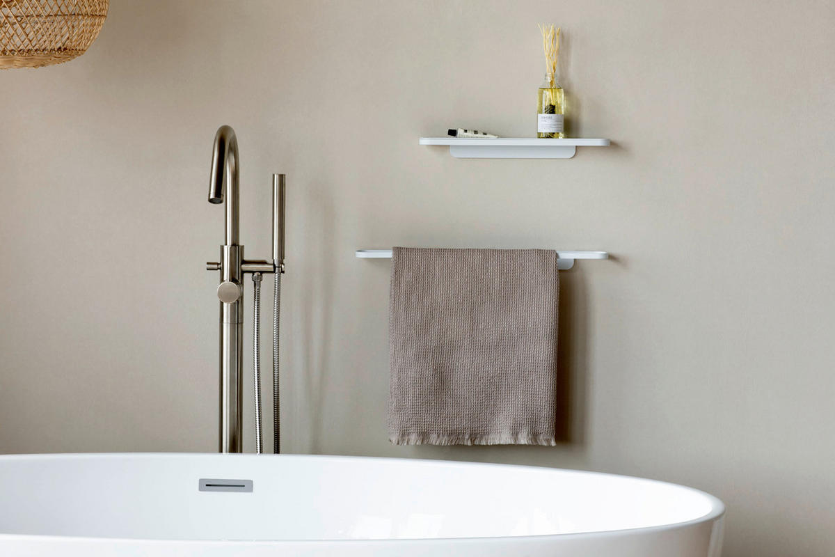 PREČKA ZA PEŠKIRE  bela  - bela, Osnovno, metal (56/4.1/8.6cm) - Brabantia