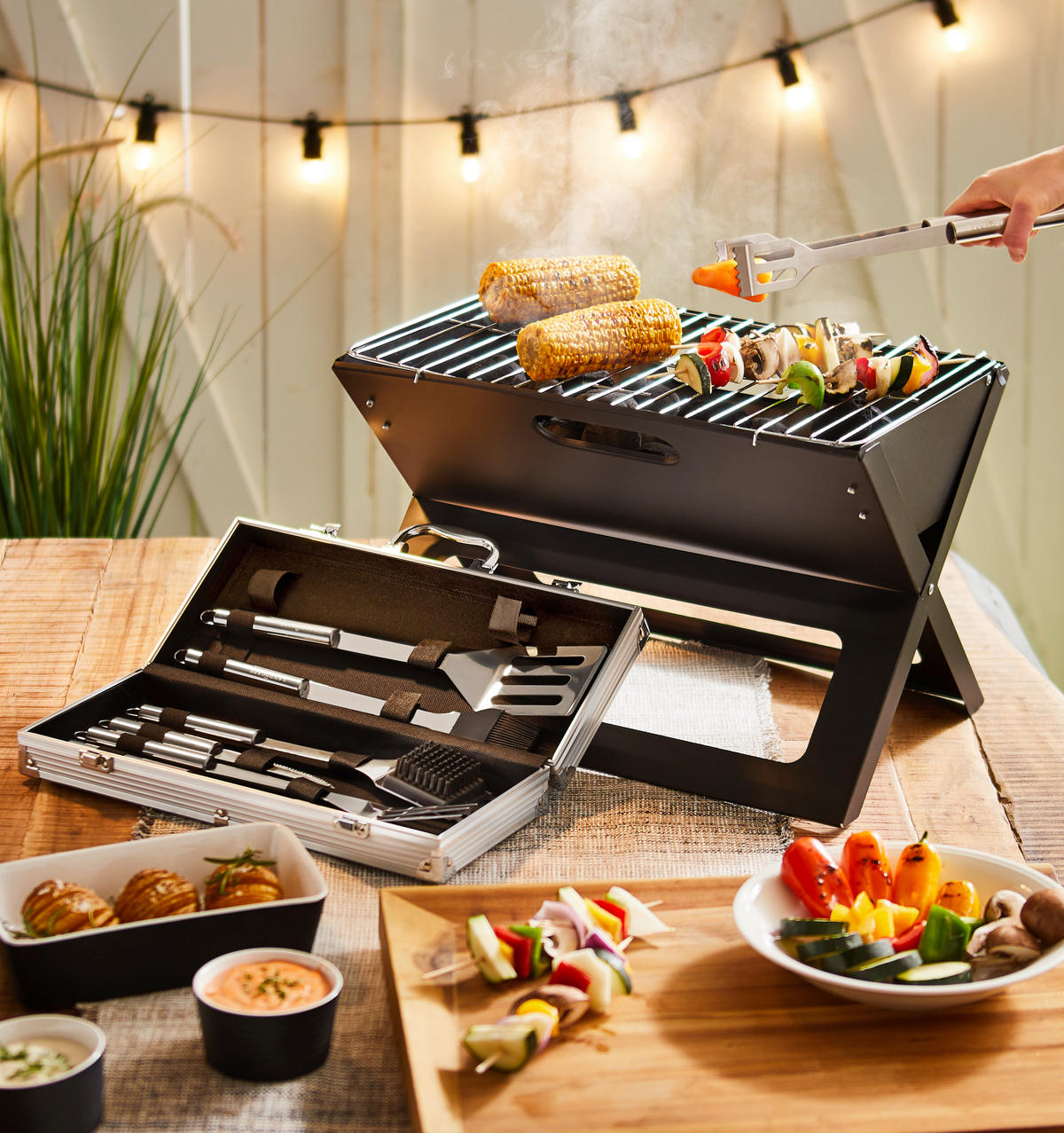 HOLZKOHLEGRILL  Schwarz  - Schwarz, Basics, Metall (44/30,5/30,5cm) - Landscape