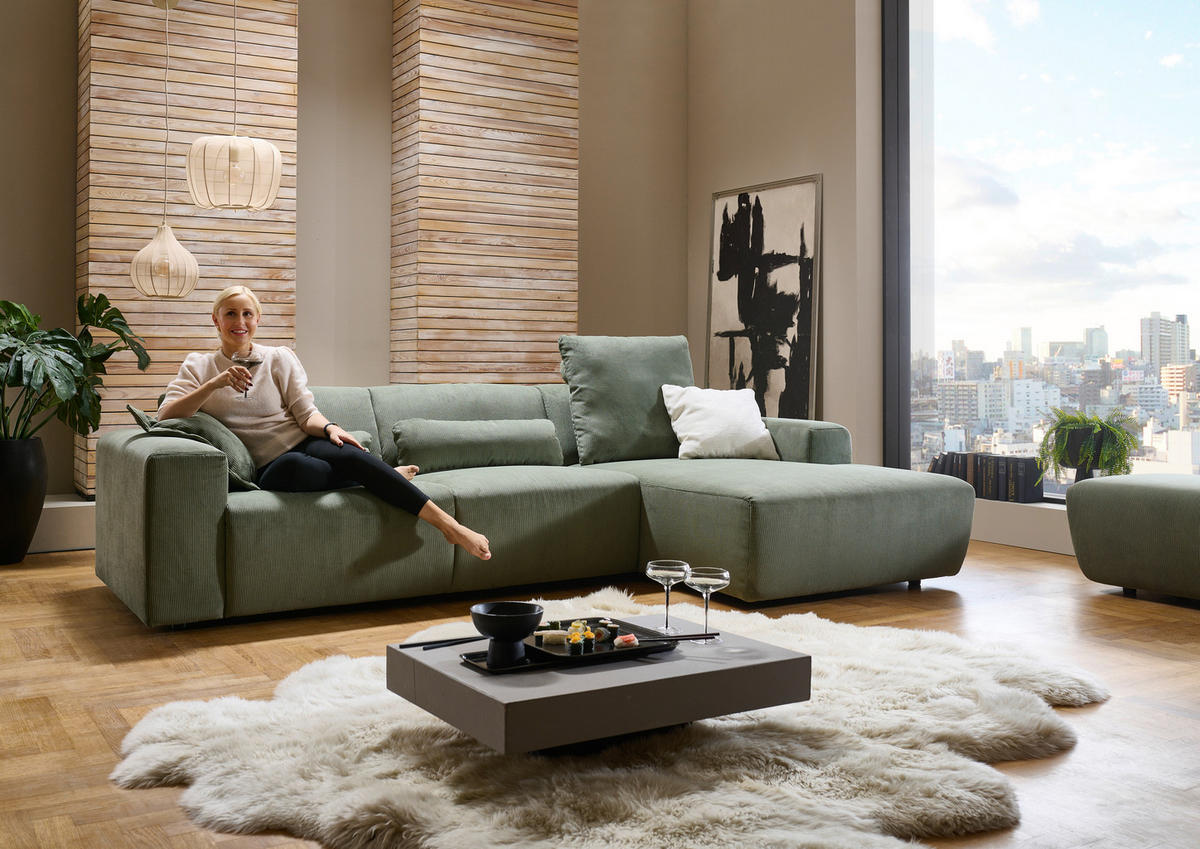 ECKSOFA in Feincord Waldgrün  301/177 cm  - Waldgrün/Schwarz, Design, Kunststoff/Textil (301/177cm) - Beldomo Style