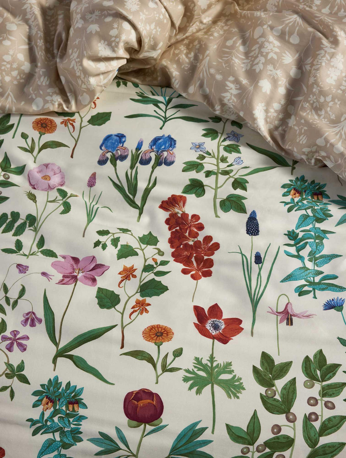 POSTELJNINA MARIGOLD 135/200 cm peščene barve  - peščene barve, Konvencionalno, tekstil (135/200cm) - Essenza