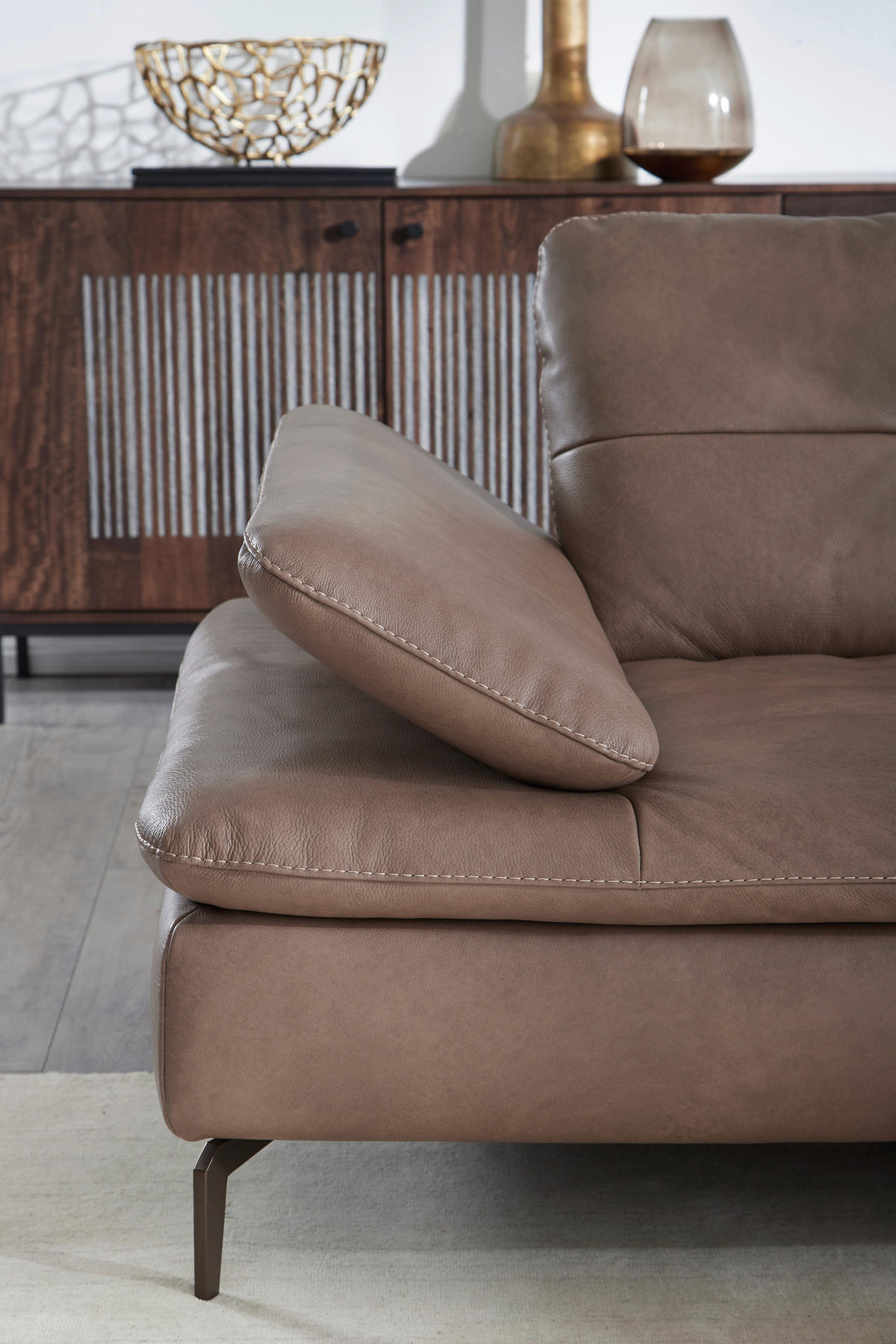 ECKSOFA Sandfarben Echtleder  - Sandfarben/Bronzefarben, Design, Leder/Metall (298/298cm) - Chilliano