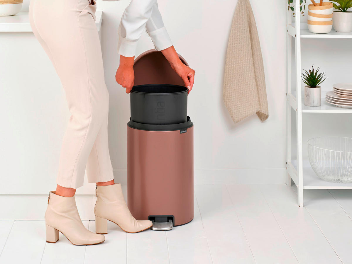 TRETEIMER 20 l  Metall  - Taupe/Anthrazit, Basics, Kunststoff/Metall (29/46,7/38cm) - Brabantia