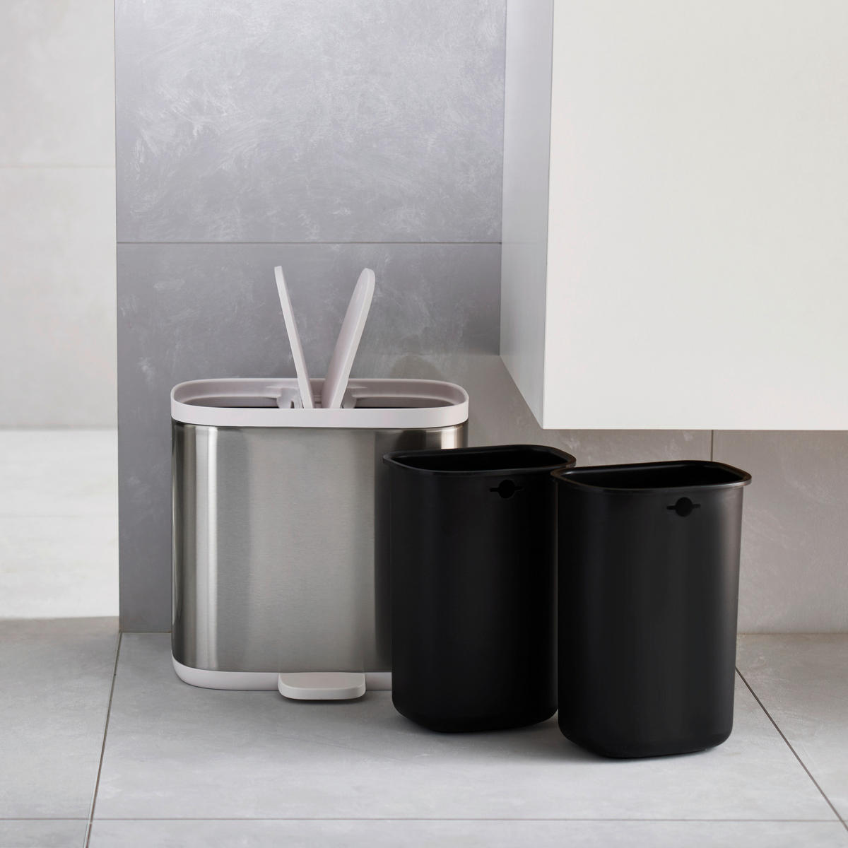 KOŠ KOZMETIČKI  6 l  SPLIT STEEL  - crna, Konvencionalno, metal/plastika (27,2/28,3/22,75cm) - Joseph Joseph