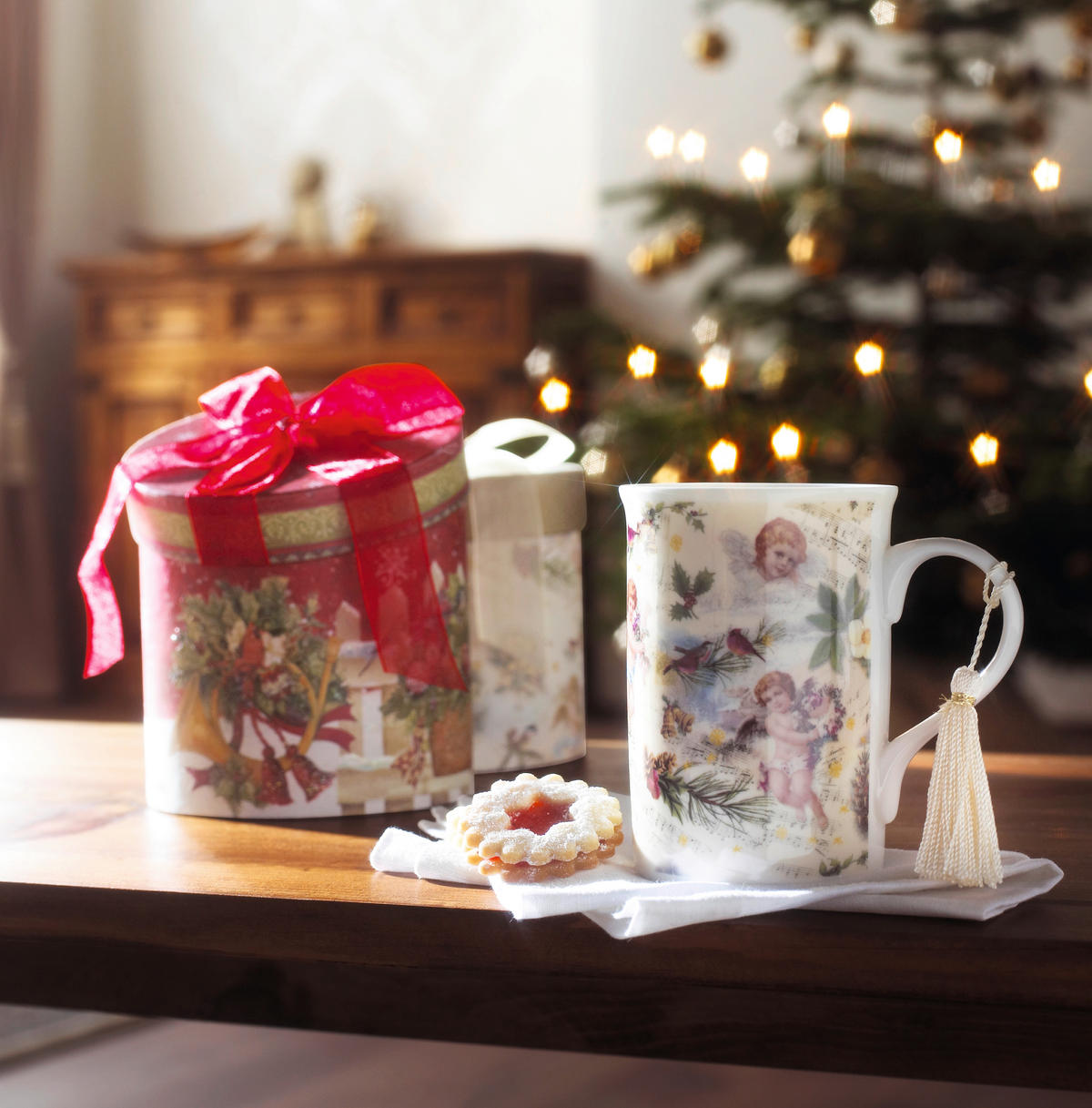 ŠÁLKA NA KÁVU nový kostný porcelán (new bone china)  - lila/hnedá, Trend, kartón/papier (320ml)