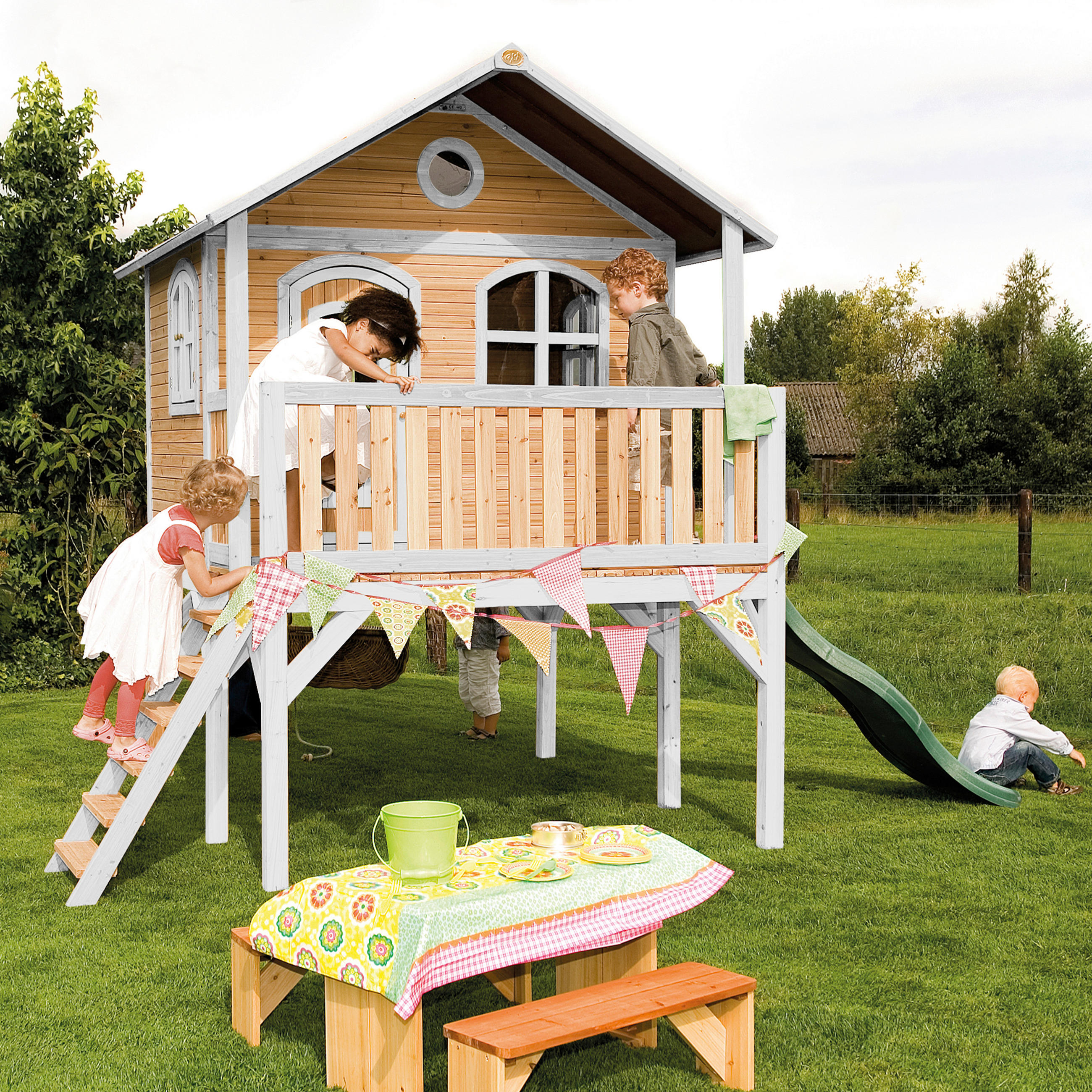 SPIELHAUS 380/274/212 cm  - Braun/Weiß, KONVENTIONELL, Holz/Kunststoff (380/274/212cm) - Ambia Garden