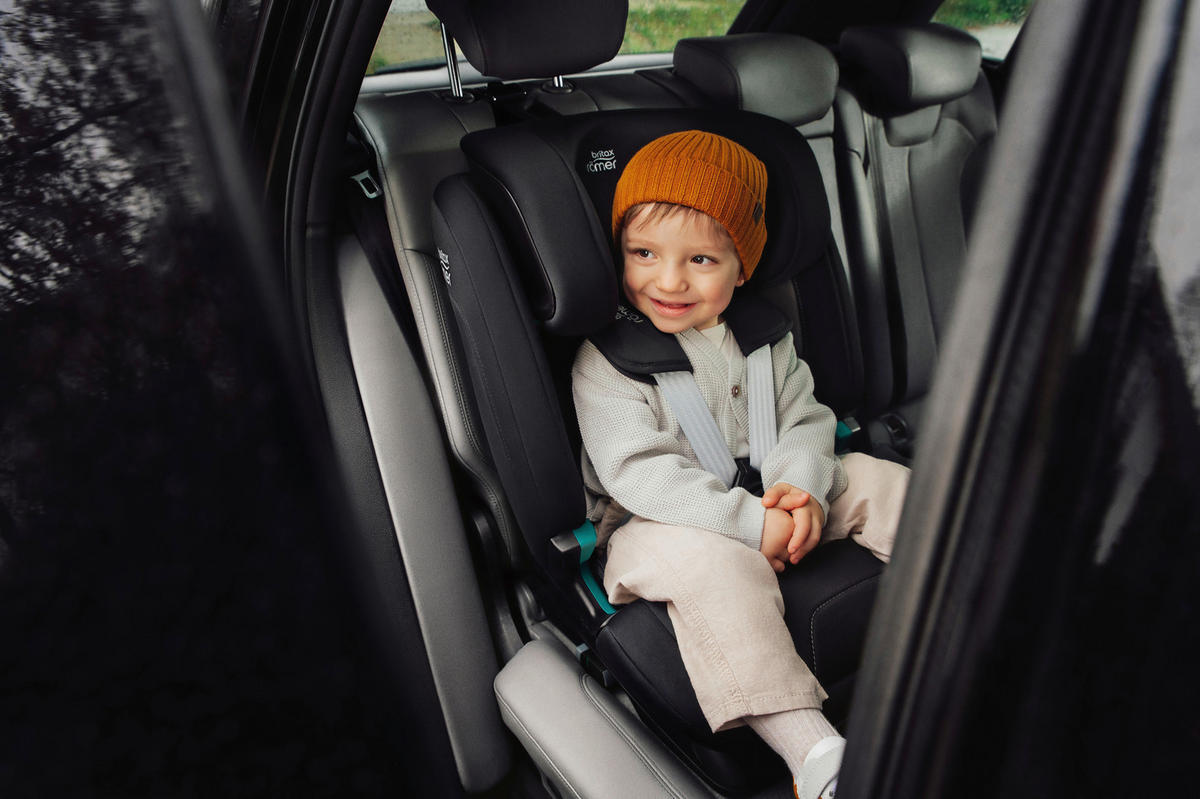 KINDERAUTOSITZ VERSAFIX  - Schwarz, Basics, Textil (44/60/48cm) - Britax Römer