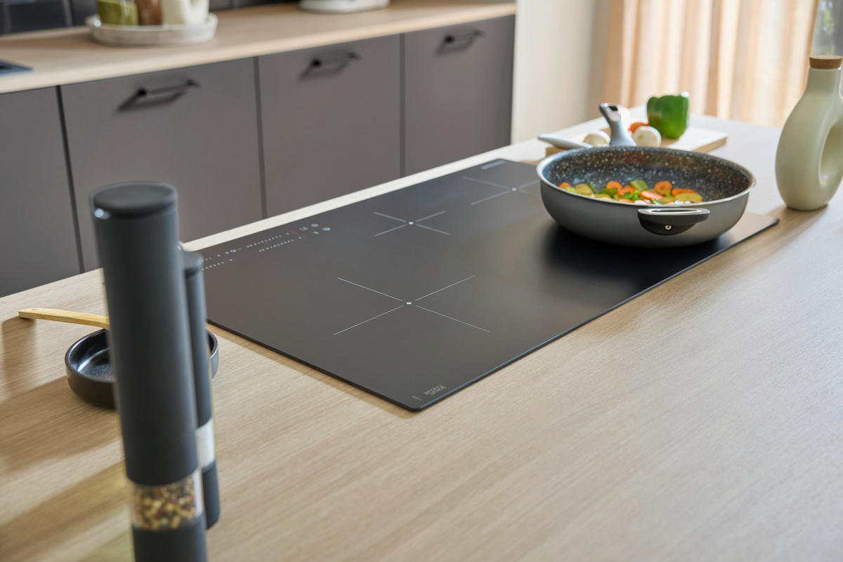 INDUKTIONSKOCHFELD DKEI8470IM  - Schwarz, Basics, Glas/Metall (77,7/4,9/51cm) - Dieter Knoll