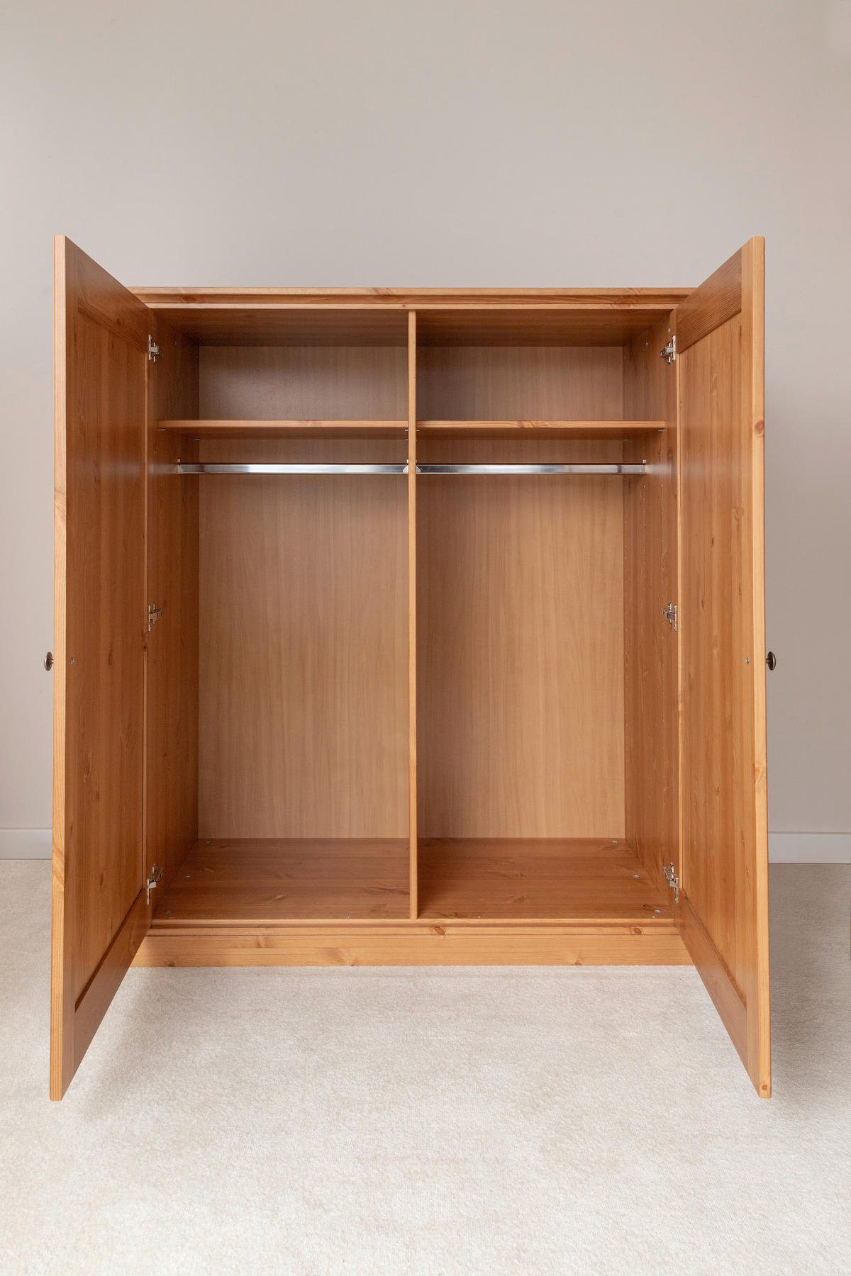KLEIDERSCHRANK 129/147/63 cm,  in Eichefarben, 2 Tür(en)-türig  - Eichefarben/Silberfarben, KONVENTIONELL, Holz/Metall (129/147/63cm) - Linea Natura