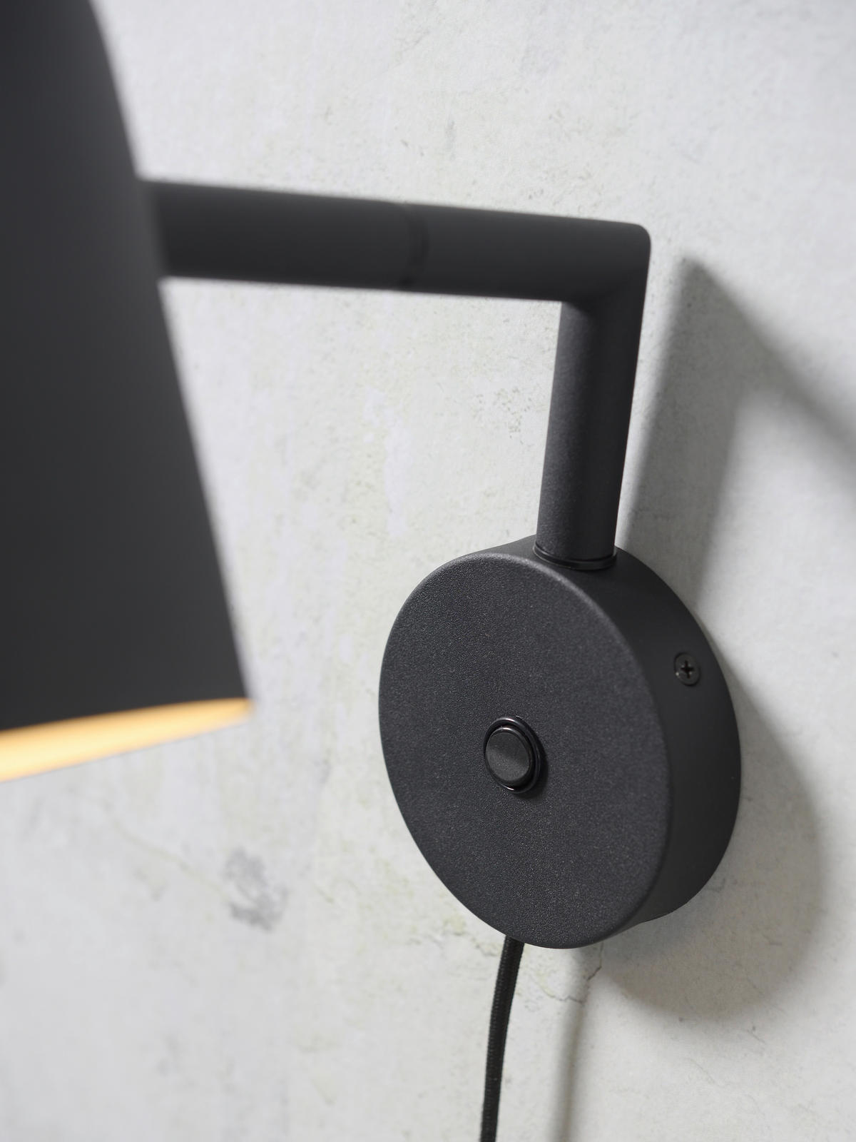 WANDLEUCHTE - Schwarz, Design, Metall (33/15/33cm) - It's about Romi