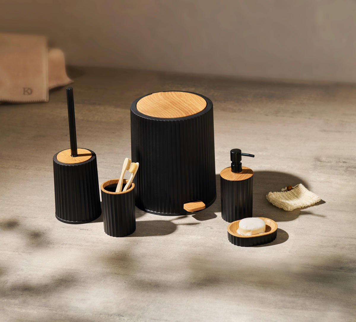 BAD-ACCESSOIRE-SET - Schwarz/Braun, Kunststoff - Dieter Knoll