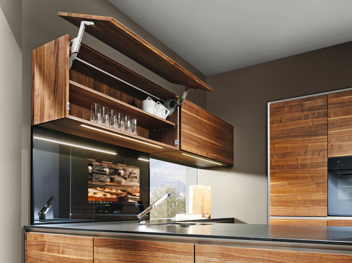 EINBAUKÜCHE VAO  - Nussbaumfarben, Design, Holz - Team 7