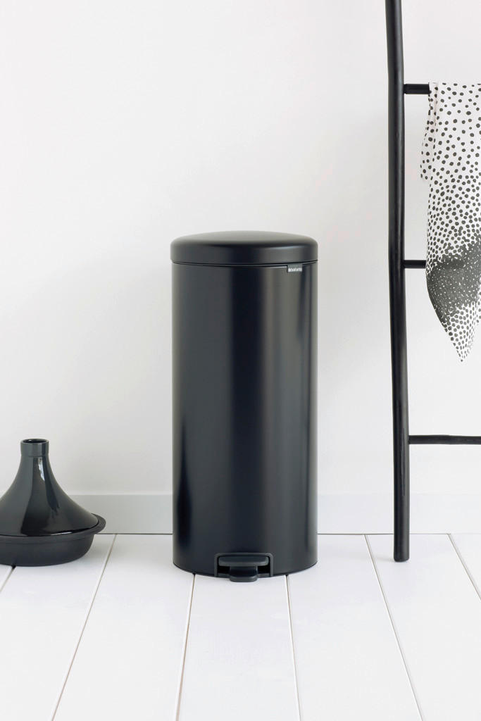 ABFALLEIMER NEW ICON 30 L  - Schwarz, Basics, Kunststoff/Metall (29.3/67.9/38cm) - Brabantia