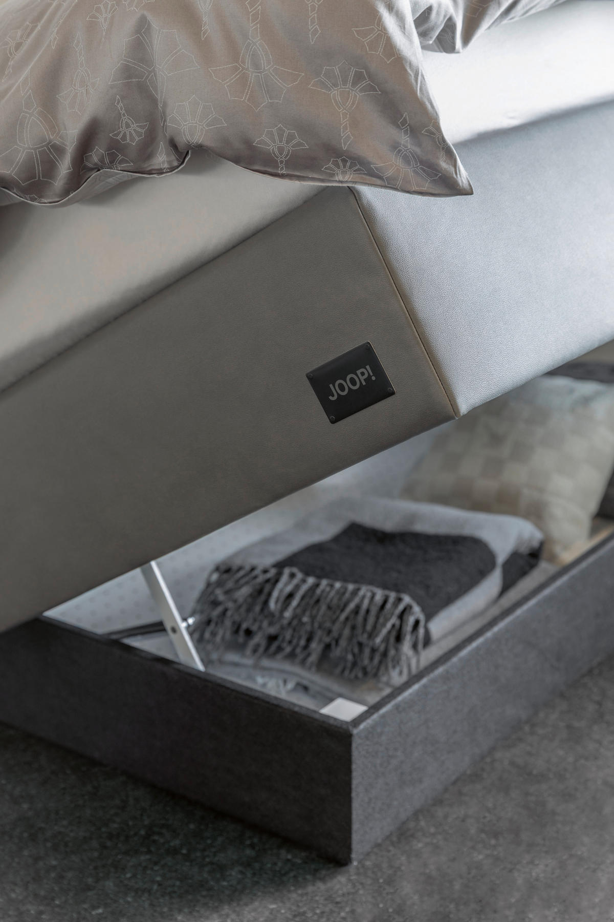 BOXSPRINGBETT 180/200 cm,  in Grau, Dunkelgrau, gepolstertes Kopfteil, Matratzen, H2 + H4 = mittel + sehr fest  - Dunkelgrau/Schwarz, MODERN, Textil/Metall (180/200cm) - Joop!