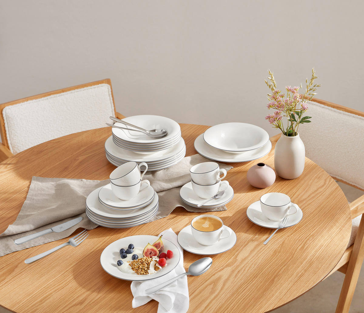 TAFELSERVICE Grau, Weiß Grey Lines 12-teilig  - Weiß/Grau, KONVENTIONELL, Keramik (6,00kg) - Villeroy & Boch