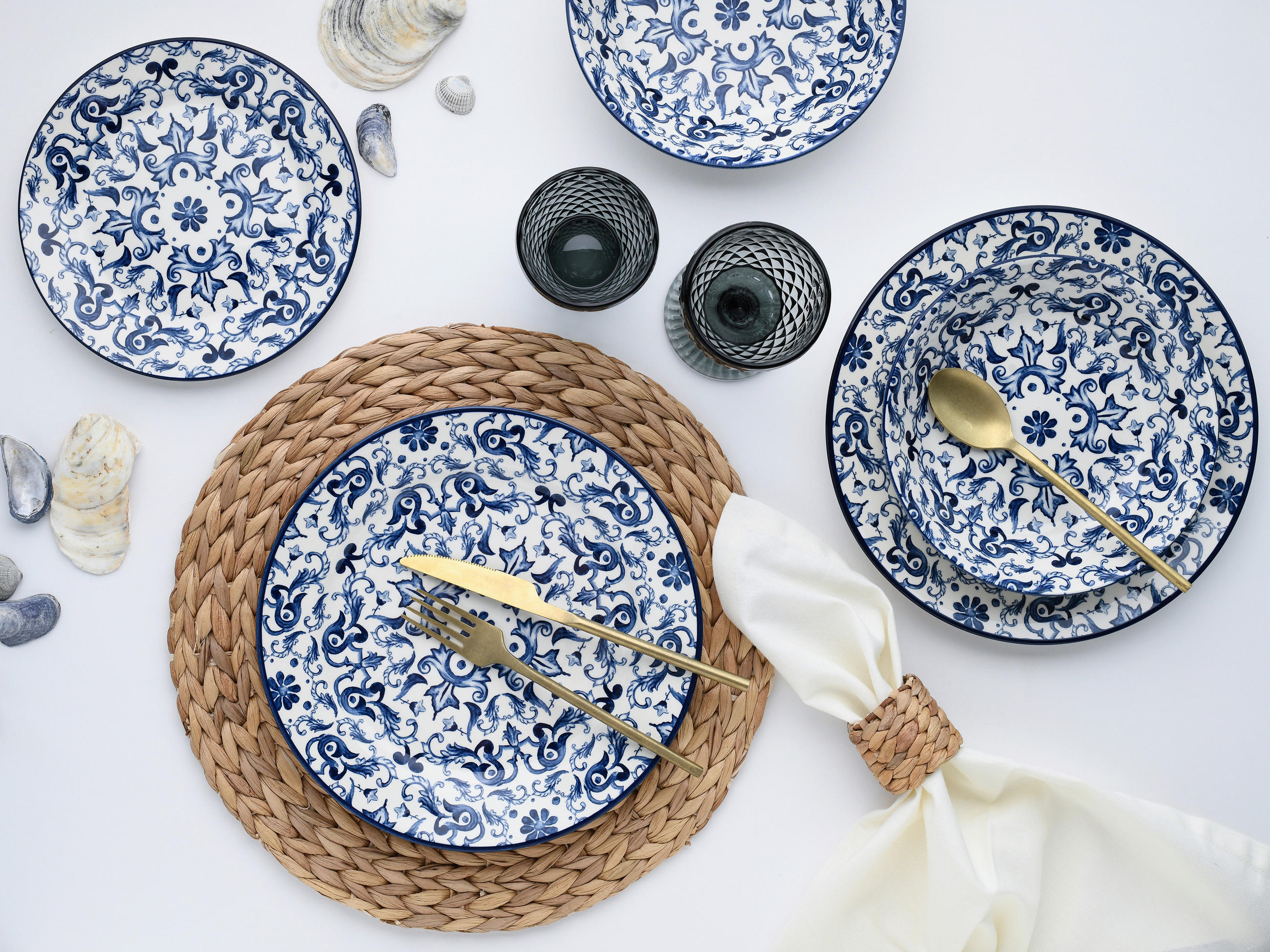 SERVIS Fresco 12 delar  - vit/blå, Basics, keramik (30/30/25cm) - Creatable