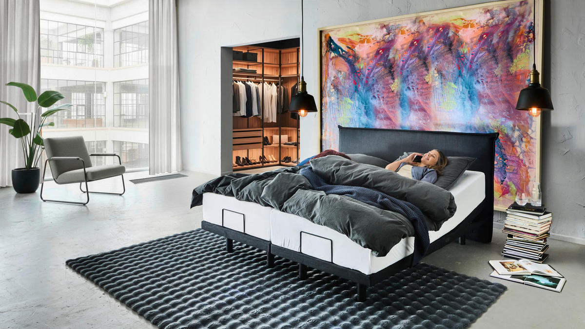 BOXBETT 180/200 cm,  in Graphitfarben, gepolstertes Kopfteil, Beleuchtung, Soundsystem, motorische Verstellbarkeit, Fernbedienung, Matratzen, Befestigungsmaterial, Unterbodenbeleuchtung, H3 = fest  - Schwarz/Graphitfarben, Design, Textil/Metall (180/200cm) - Chameo