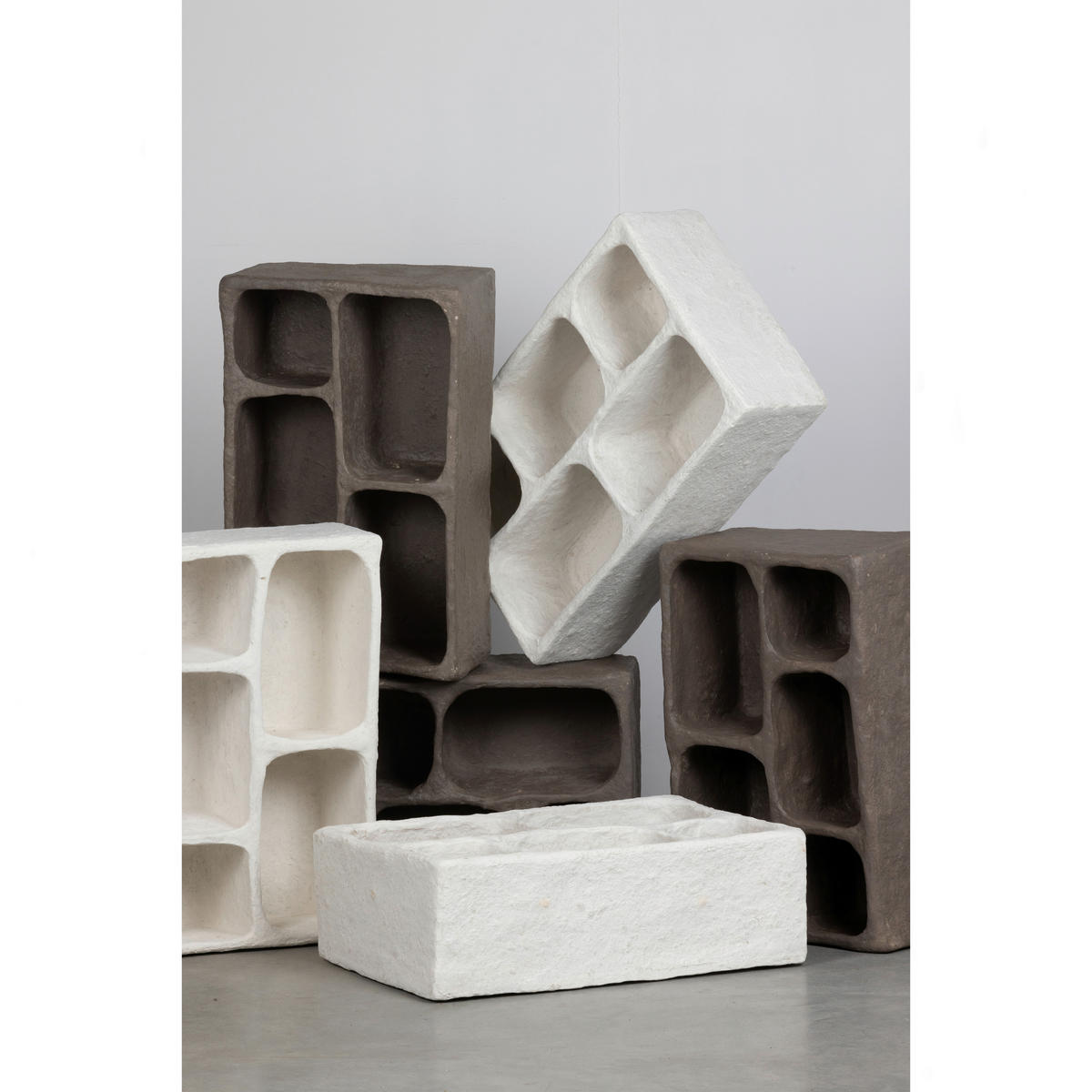 WANDREGAL  - Grau, Design, Papier (45/70/23cm) - Livetastic