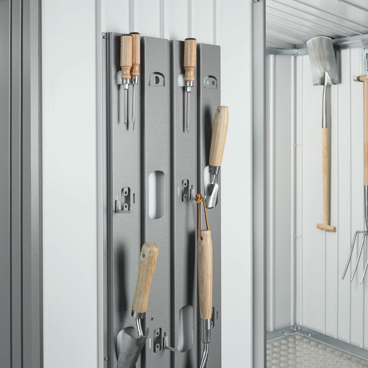 GERÄTESCHRANK - Silberfarben, Design, Metall (155/182,5/83cm) - Biohort