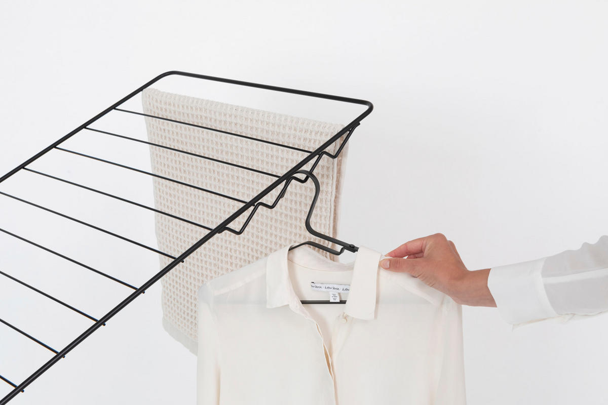 STALAK ZA SUŠENJE RUBLJA - crna, Design, metal (66,1/98,9cm) - Brabantia