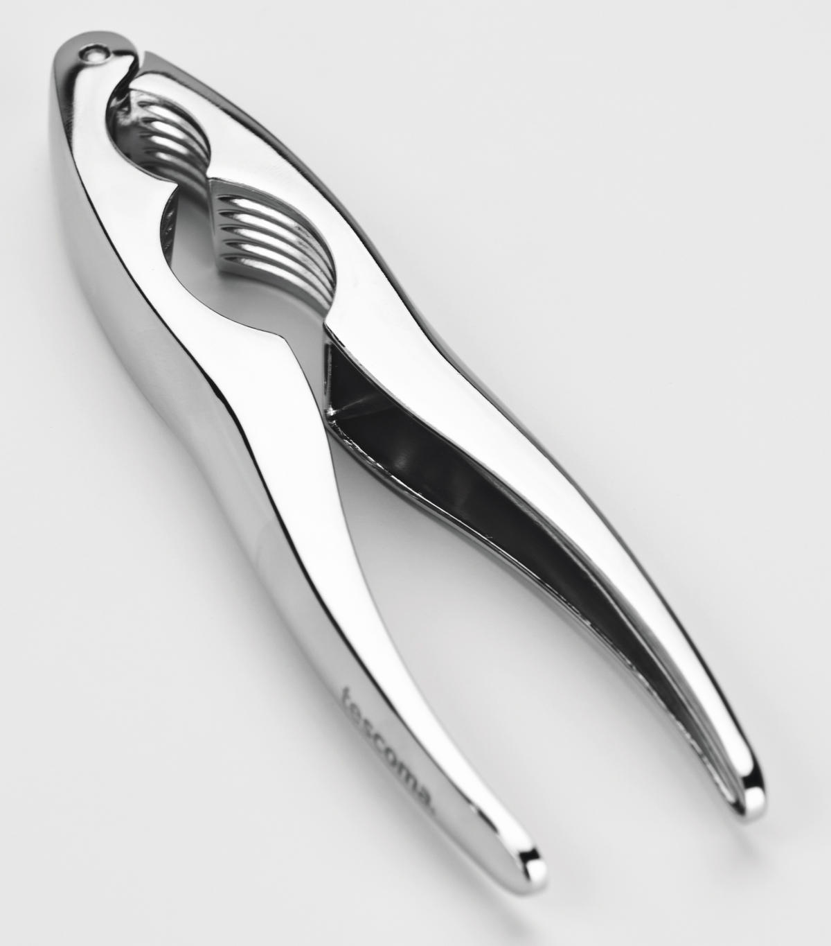 LUSKÁČIK NA ORECHY - čierna/strieborná, Basics, kov (25/10/2cm) - Tescoma