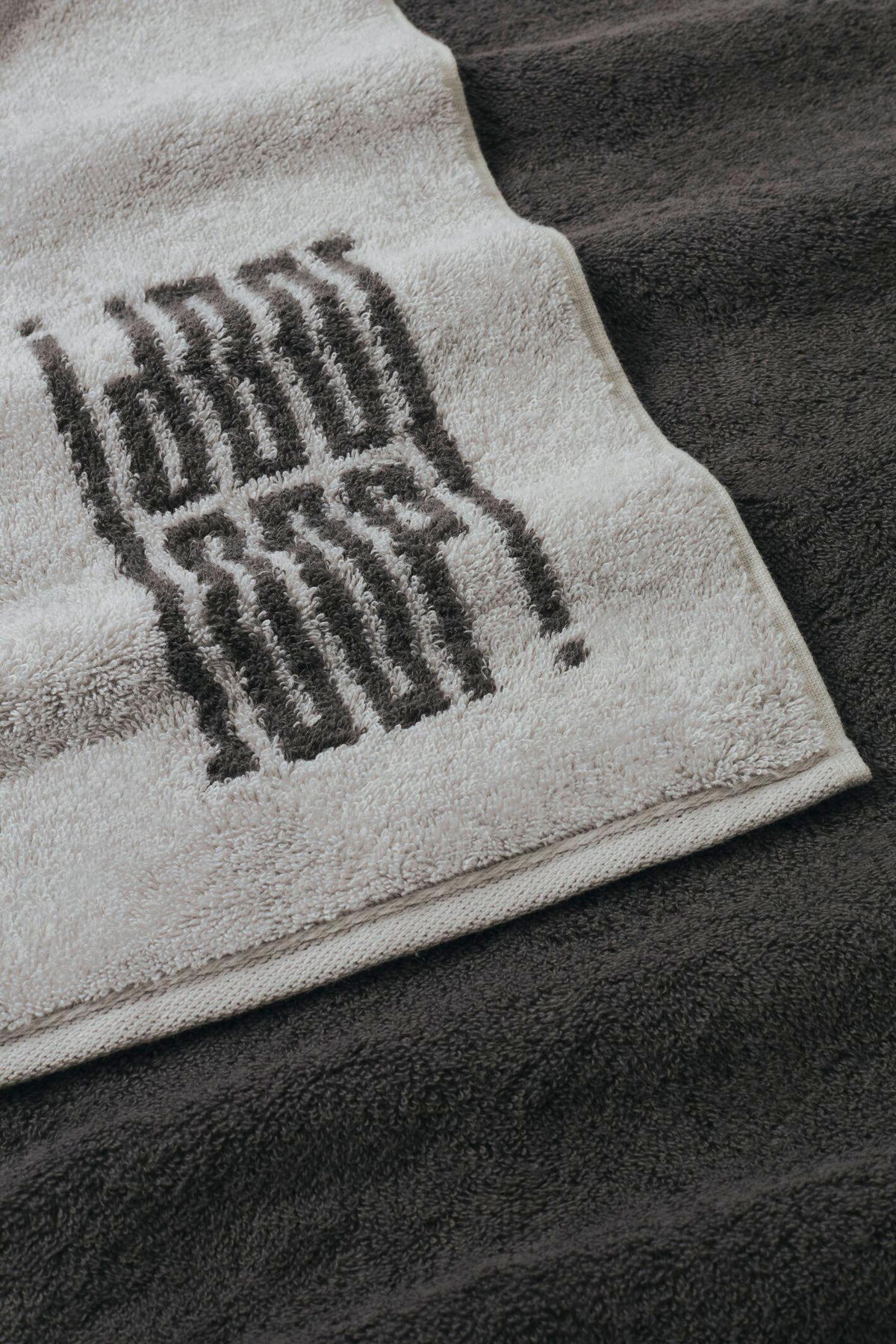 GÄSTETUCH Bars Grau, Platinfarben 30/50 cm  - Platinfarben/Grau, Basics, Textil (30/50cm) - Joop!