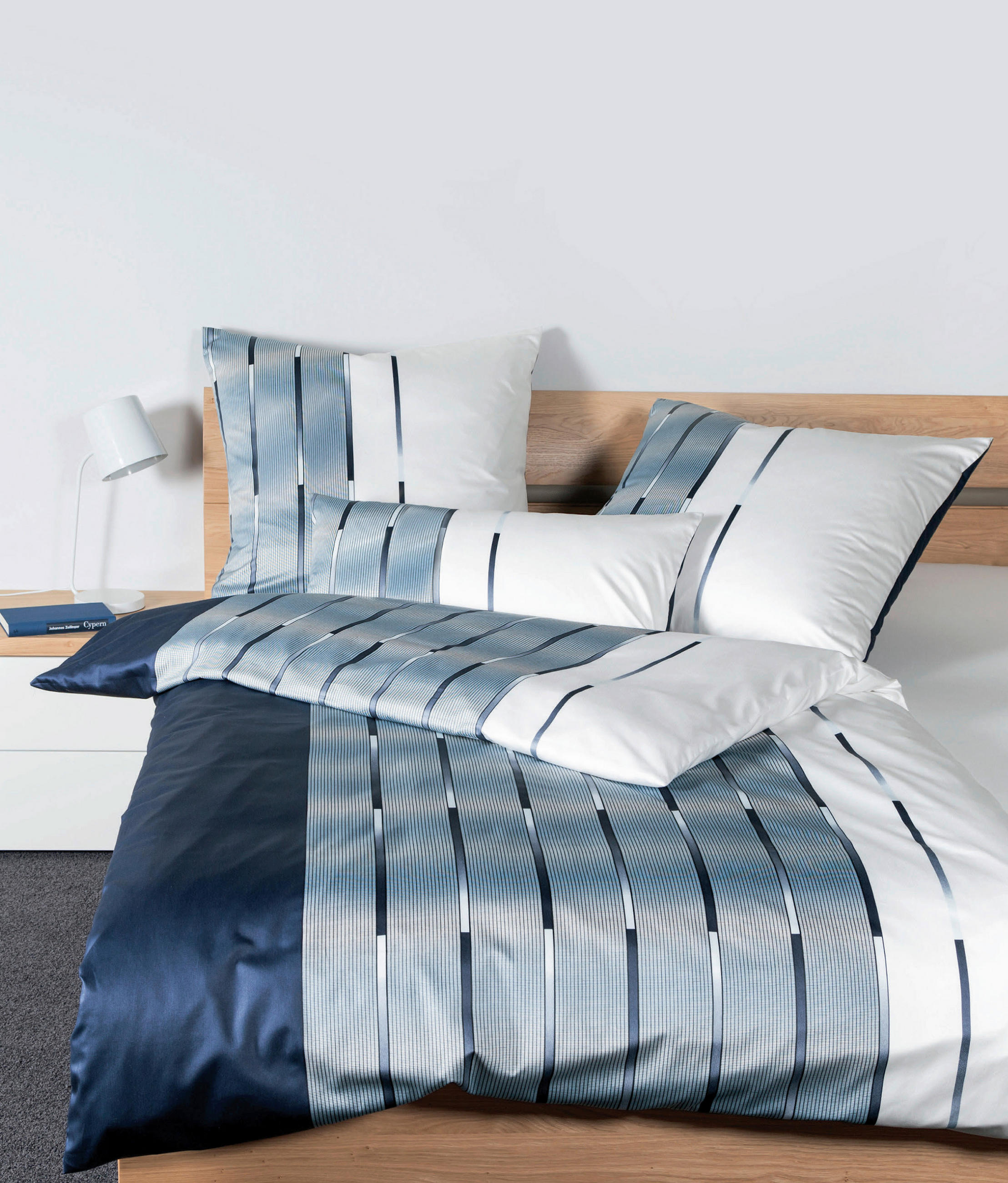 POSTELJINA 135/200 cm   - bijela/plava, Konvencionalno, tekstil (135/200cm) - Janine