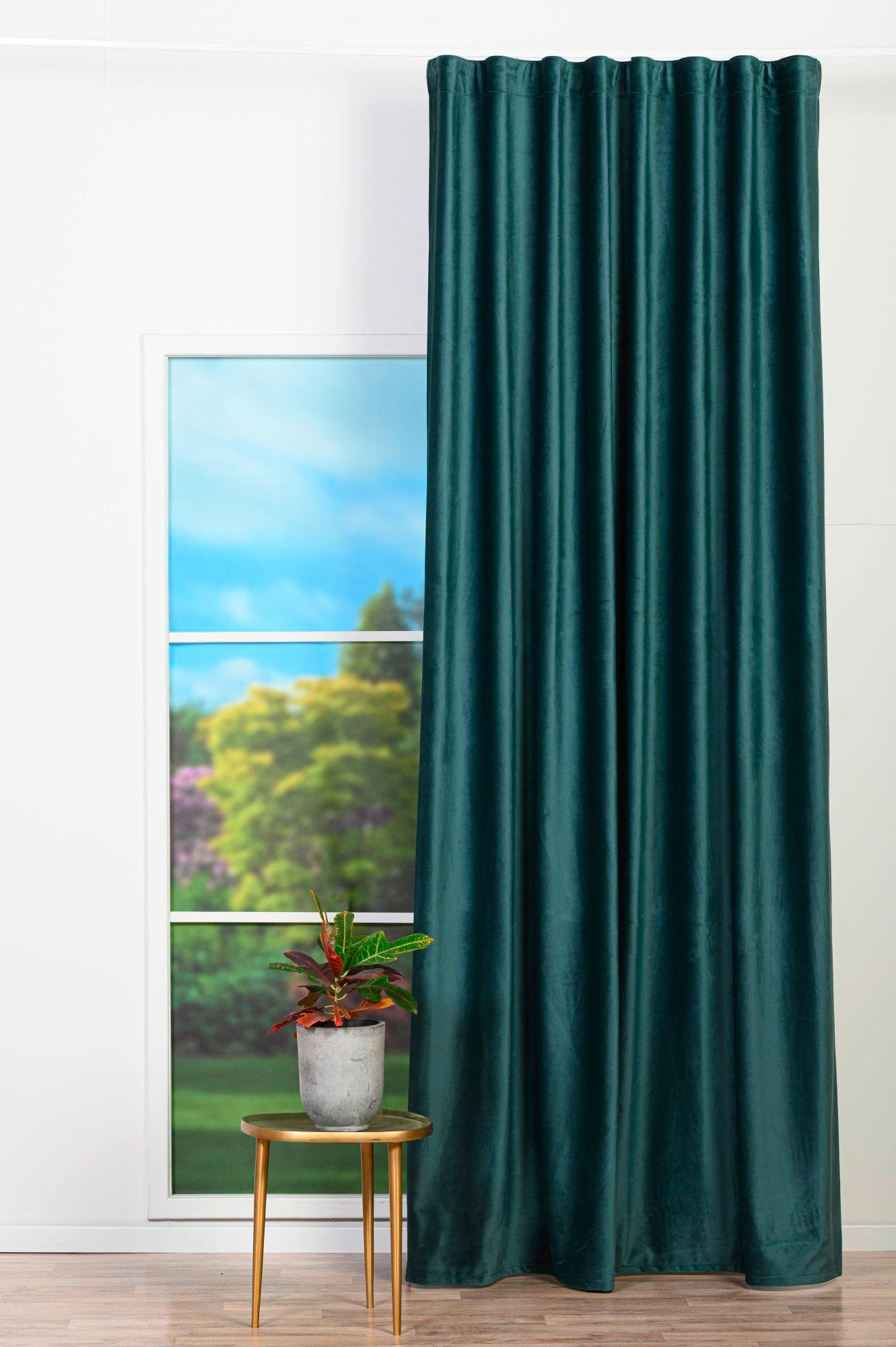 DRAPERIE CONFECȚIONATĂ black-out (nu permite trecerea luminii)  - verde smarald, Basics, textil (24/31/4cm)