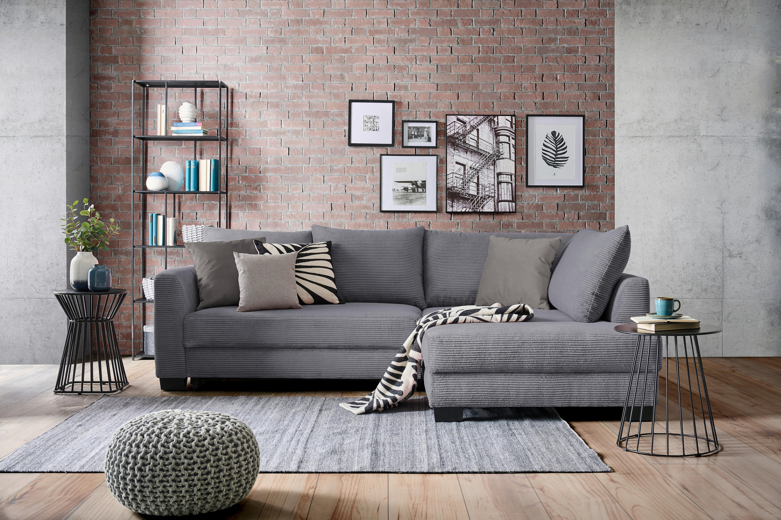 ECKSOFA in Cord Dunkelgrau  - Dunkelgrau/Schwarz, KONVENTIONELL, Holz/Textil (267/181cm) - Carryhome
