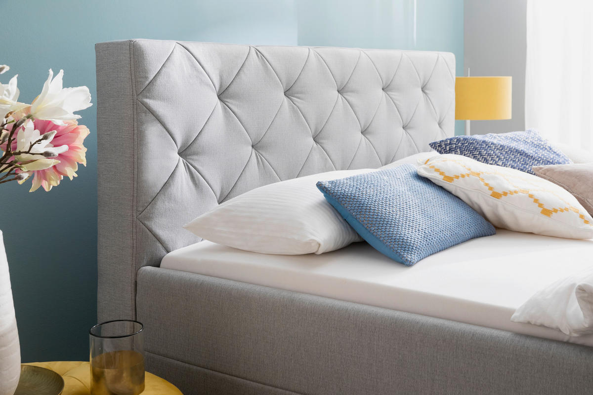 POLSTERBETT 180/200 cm,  in Hellgrau,  - Chromfarben/Hellgrau, KONVENTIONELL, Textil/Metall (180/200cm) - Livetastic