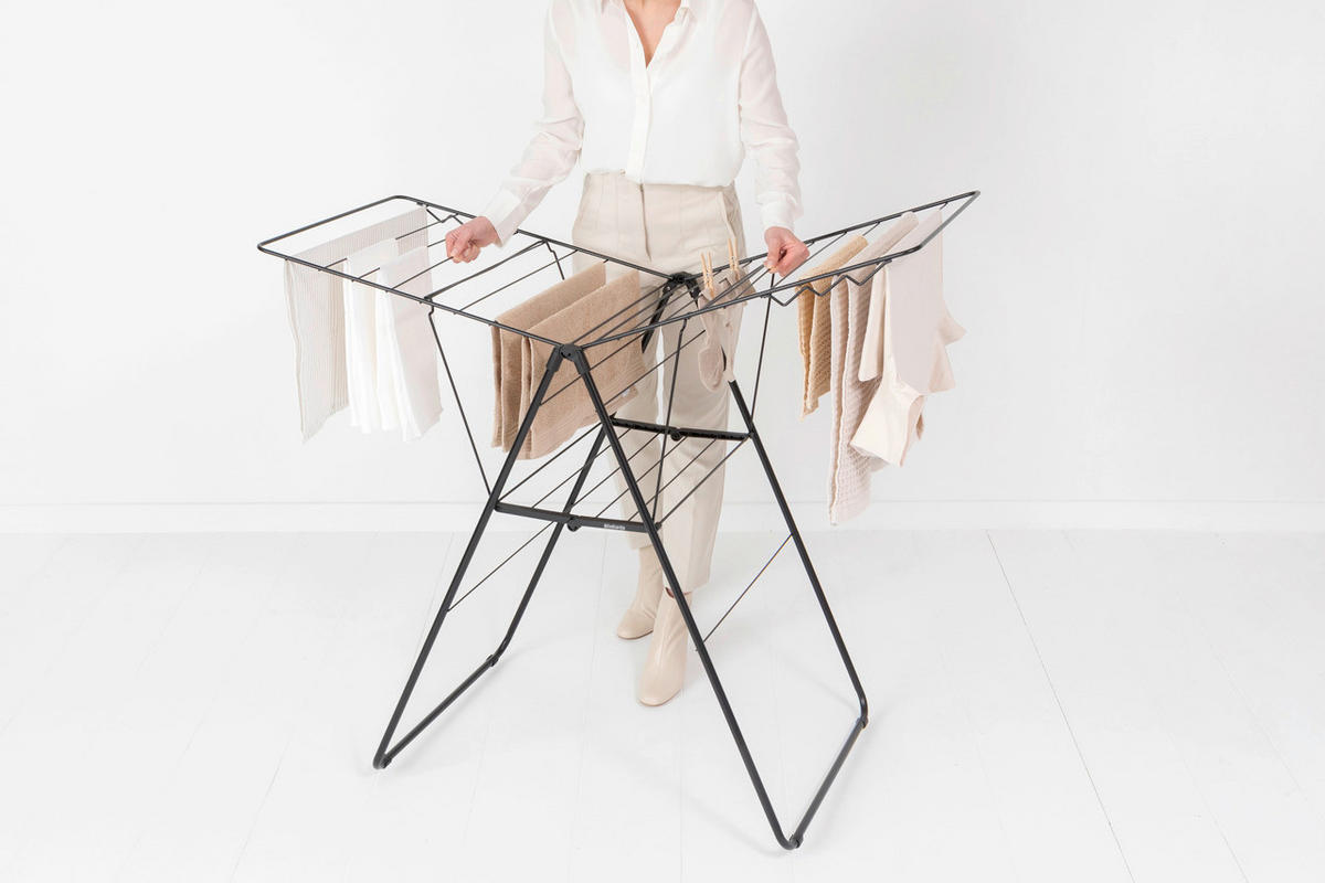 STALAK ZA SUŠENJE RUBLJA - crna, Basics, metal (59.2/98.4/5cm) - Brabantia