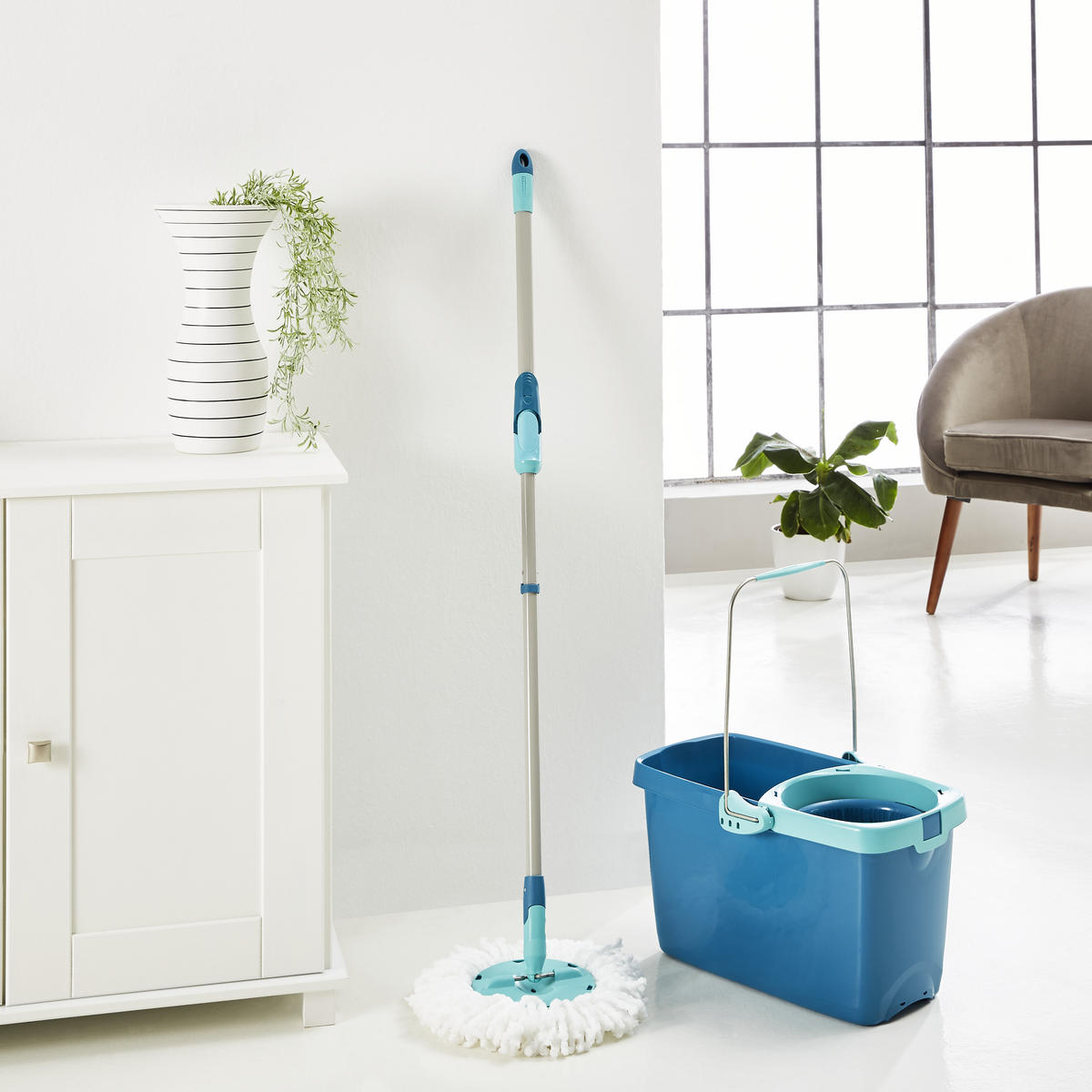 Leifheit Ersatzkopf Replacement Head Clean Twist Disc Mop High Dirt and  Water Absorption with Effective Micro Fibres, 21 x 17 x 8,5cm, White