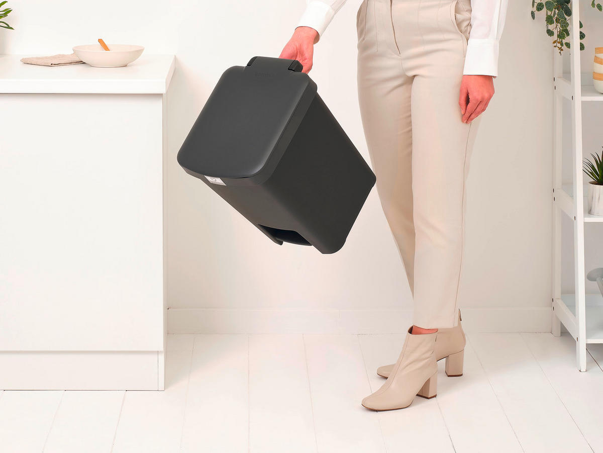 ODPADKOVÝ KOŠ  25 l - Basics, plast (28/40.9/35.2cm) - Brabantia