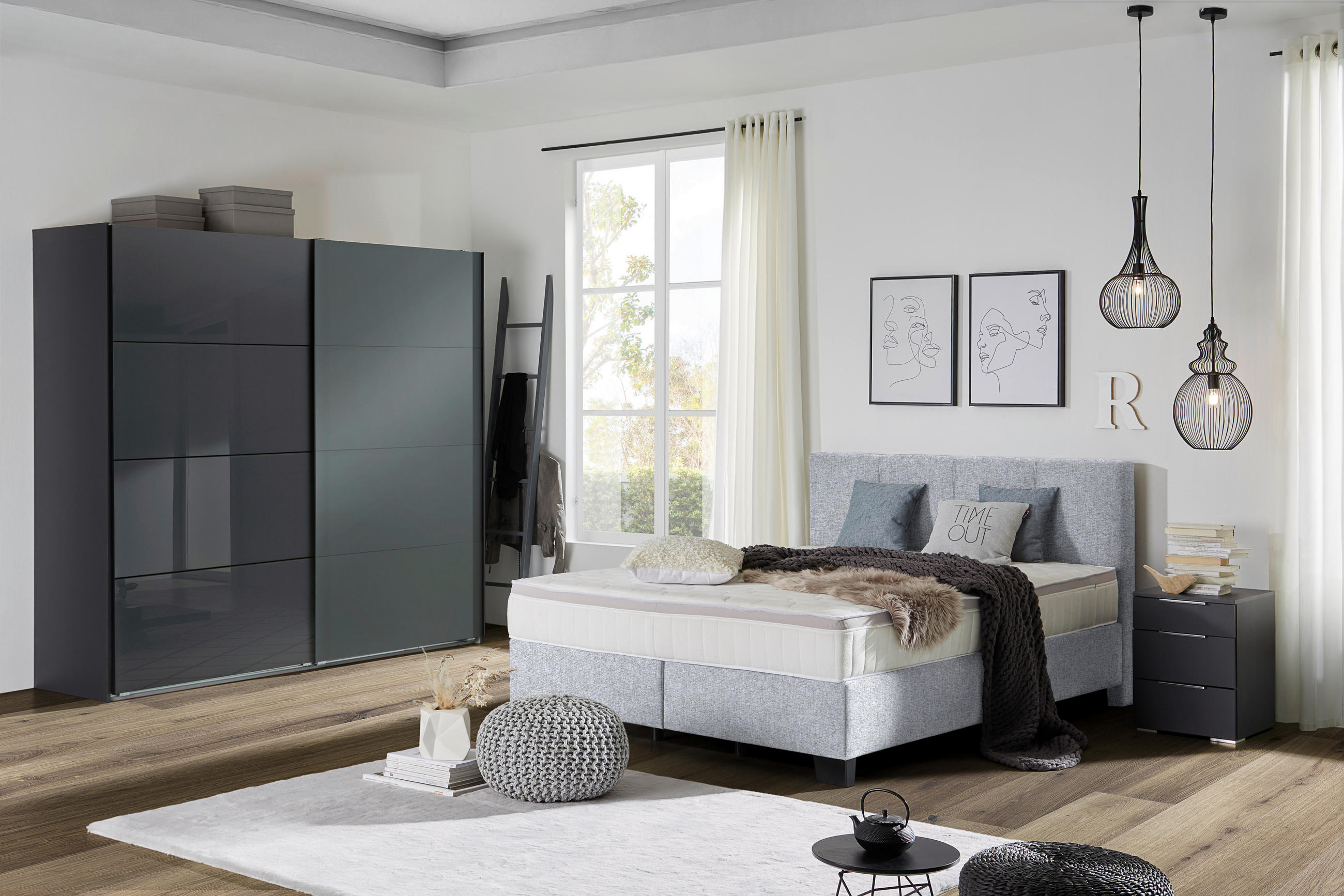 BOXSPRINGBETT 200/200 cm  in Hellgrau  - Hellgrau/Schwarz, Design, Kunststoff/Textil (200/200cm) - Hom`in