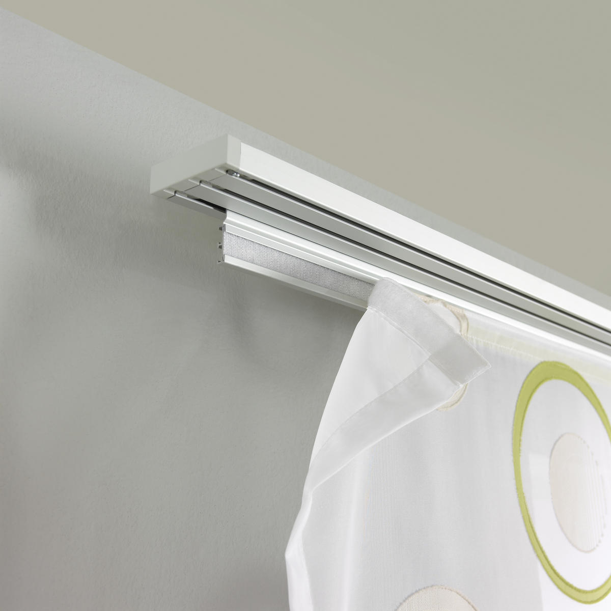 KOLEJNICE NA PANELOVÝ ZÁVĚS  240 cm - barvy hliníku, Design, kov (240cm) - Homeware