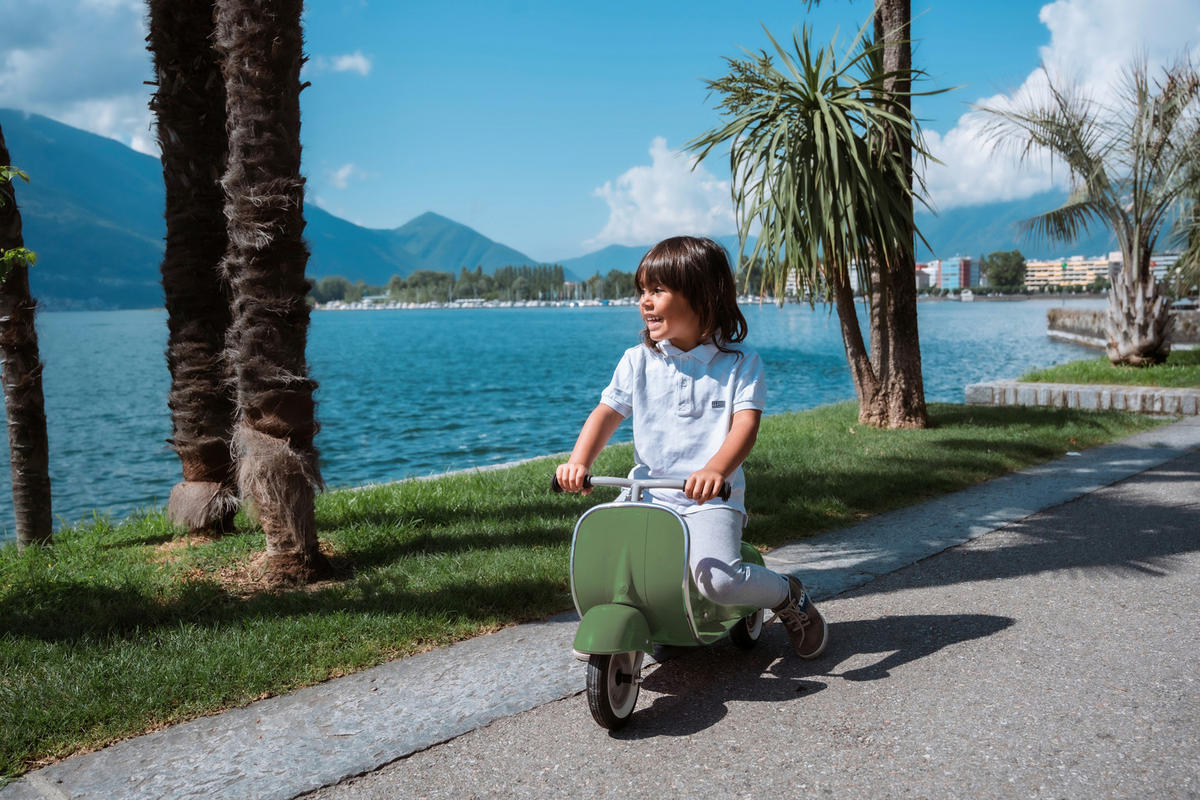 LAUFRAD PRIMO  - Grün, Basics, Kunststoff/Metall (79/45/35cm) - Hape