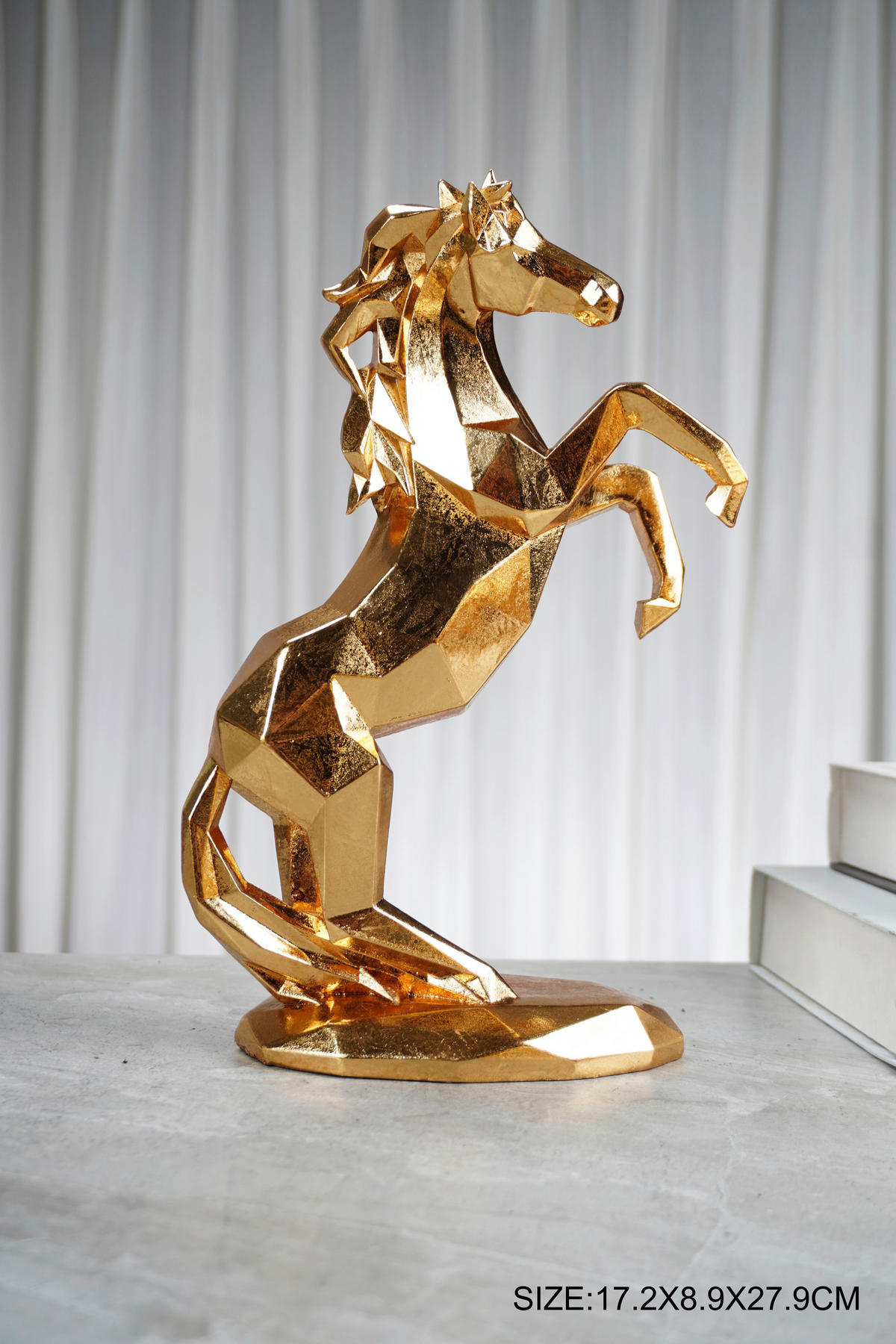 DEKOR ÁLLATFIGURA - aranyszínű, Basics, műanyag (17/9/28cm)