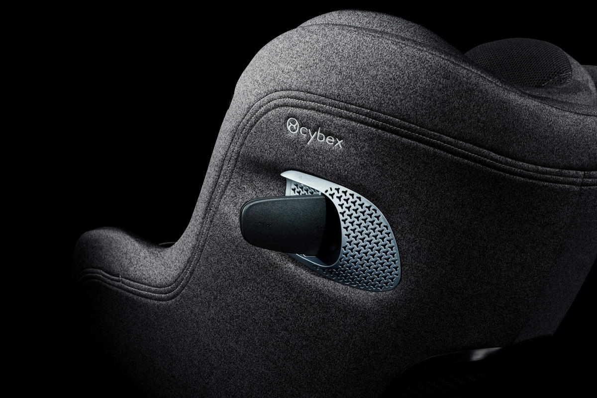 REBOARDER-KINDERSITZ Sirona Ti Plus  - Schwarz, Basics, Kunststoff/Textil (71/44/75cm) - cybex PLATINUM