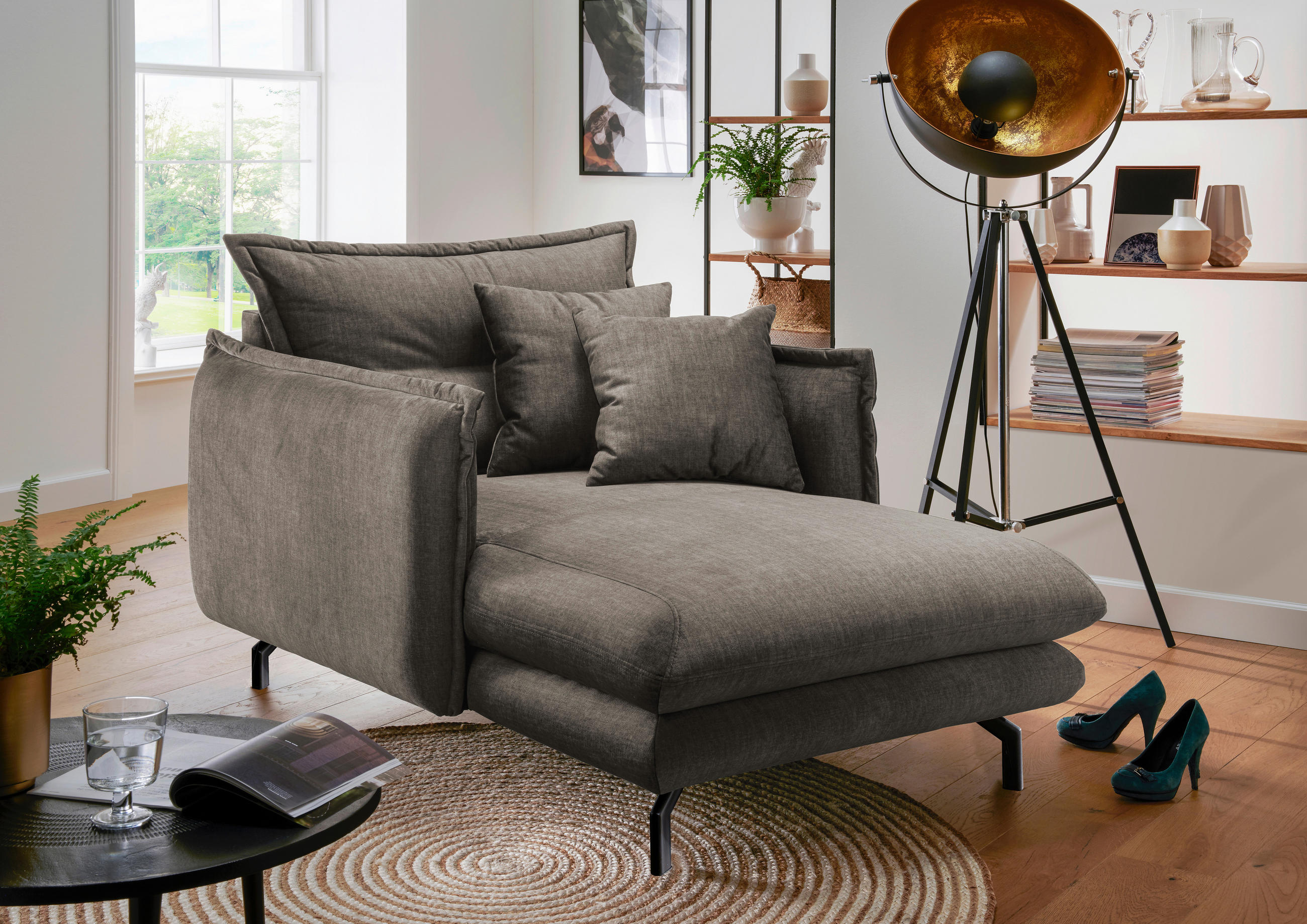 XXL-SESSEL in Velours Braun  - Schwarz/Braun, Modern, Textil/Metall (111/101/167cm) - Livetastic