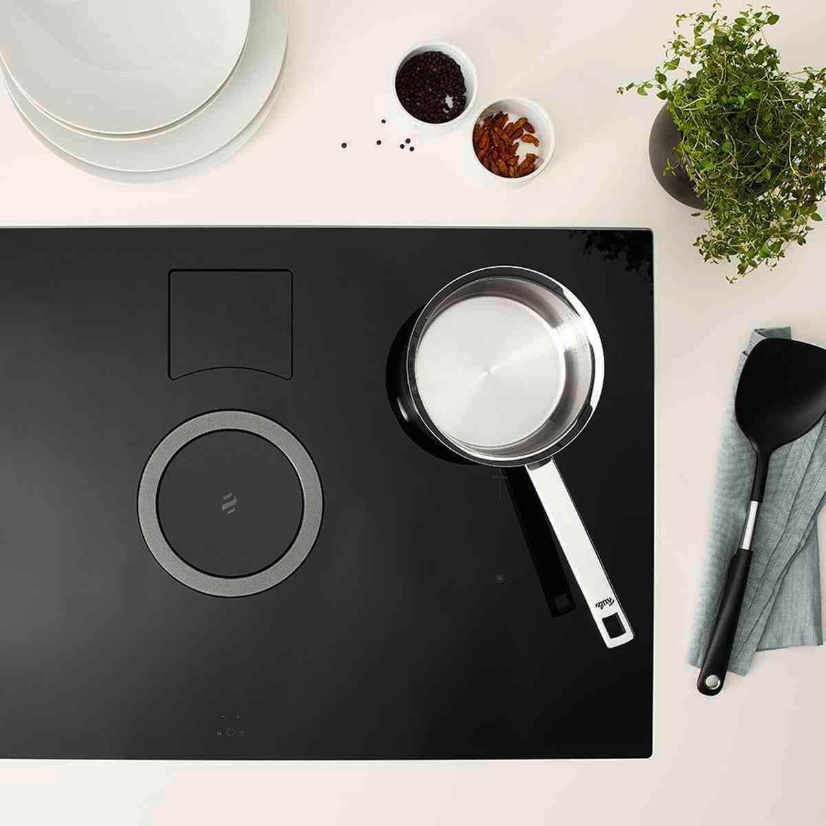 LONAC S DRŠKOM  1,4 l  ORIGINAL-PROFI COLLECTION®  - srebrne boje, Design, metal (16cm) - Fissler