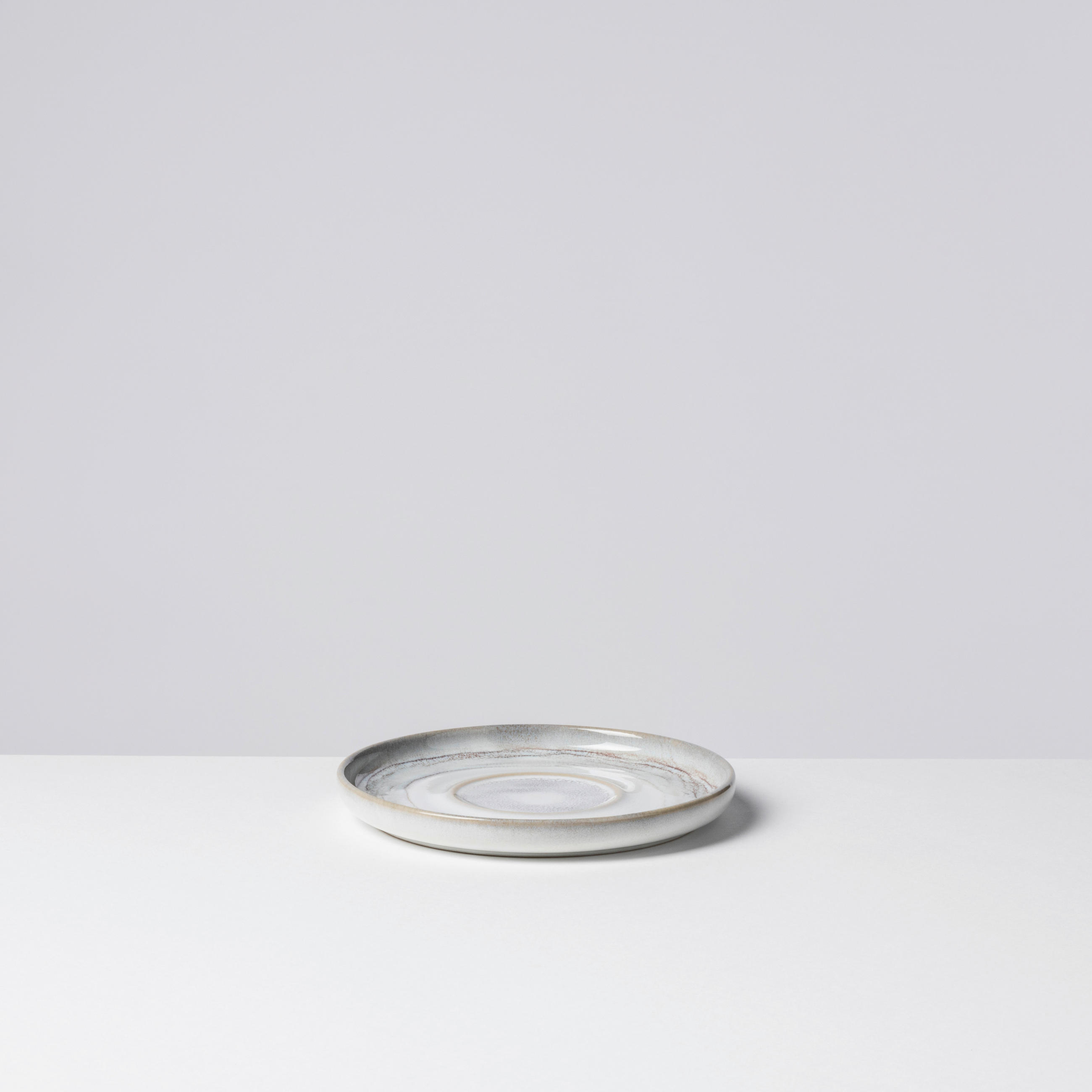 UNTERTASSENSET TIEFER SEE  - Hellgrau/Weiß, Basics, Keramik (14,4/1,7cm) - Gipfelstück