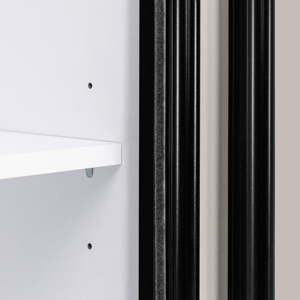 SCHIEBETÜRENSCHRANK 250/215/59,5 cm 3-türig  - Kaschmir/Schwarz, MODERN, Holzwerkstoff/Metall (250/215/59,5cm) - MID.YOU