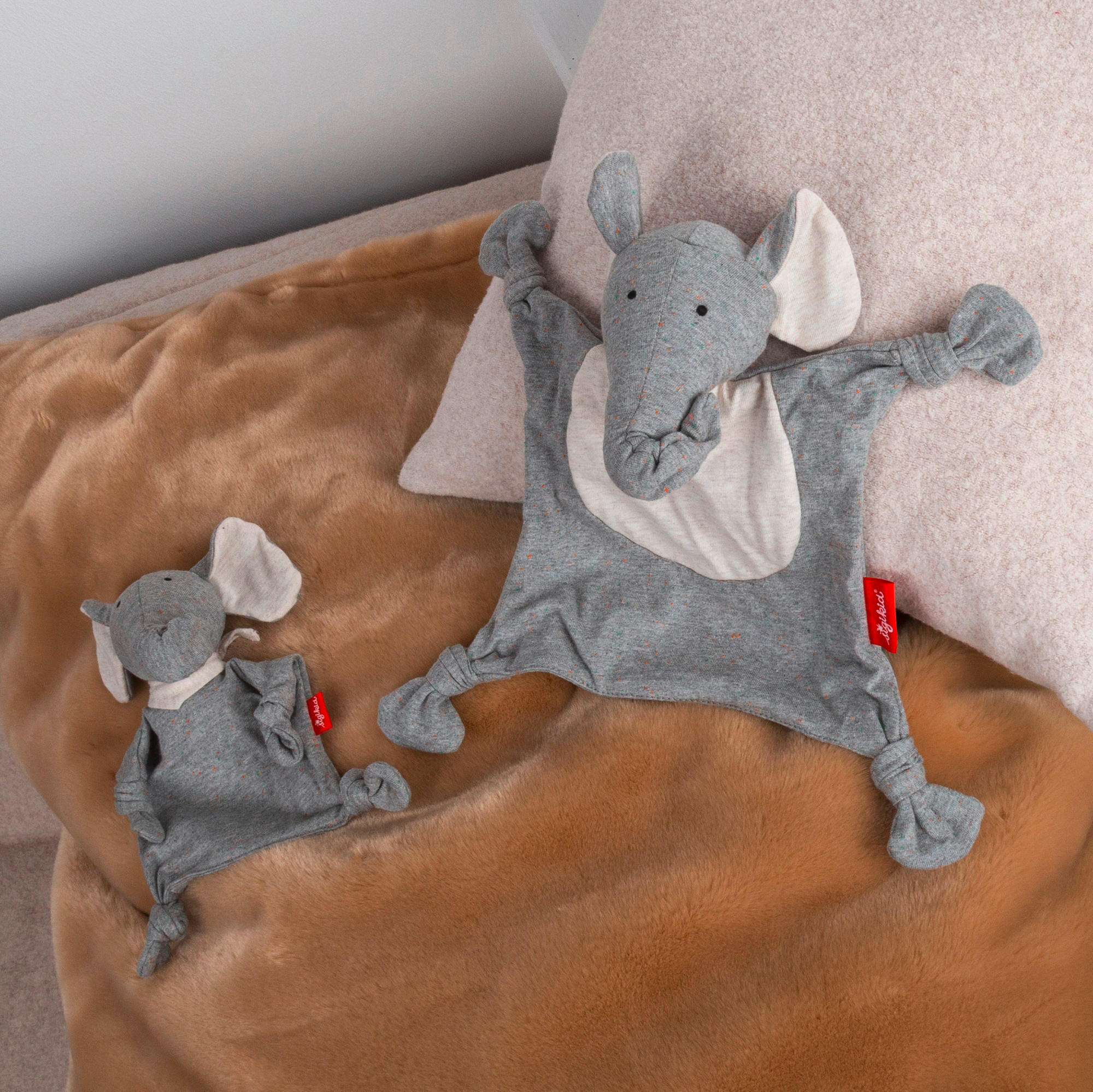 SCHMUSETUCH - Weiß/Grau, Basics, Textil (18/14/8cm) - Sigikid