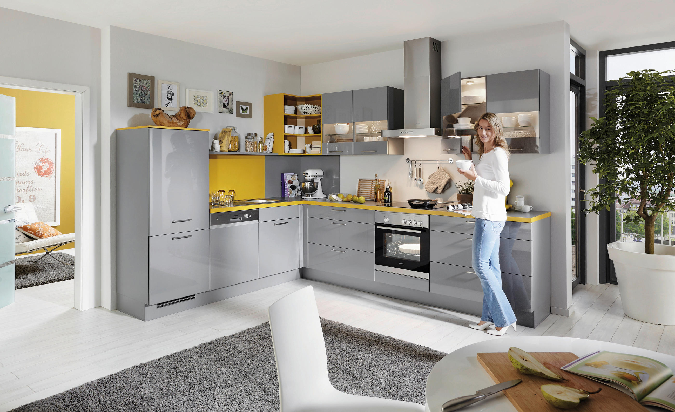 KUCHYNĚ NA MÍRU FINN - Design, kompozitní dřevo - Celina