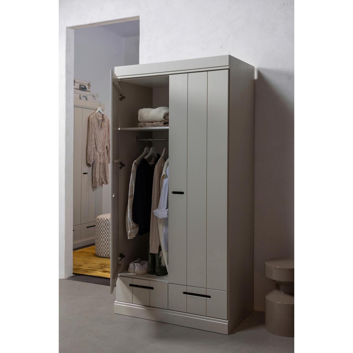 DREHTÜRENSCHRANK 94/195/53 cm,  in Grau, 2-türig  - Grau, Basics, Holz (94/195/53cm) - MID.YOU