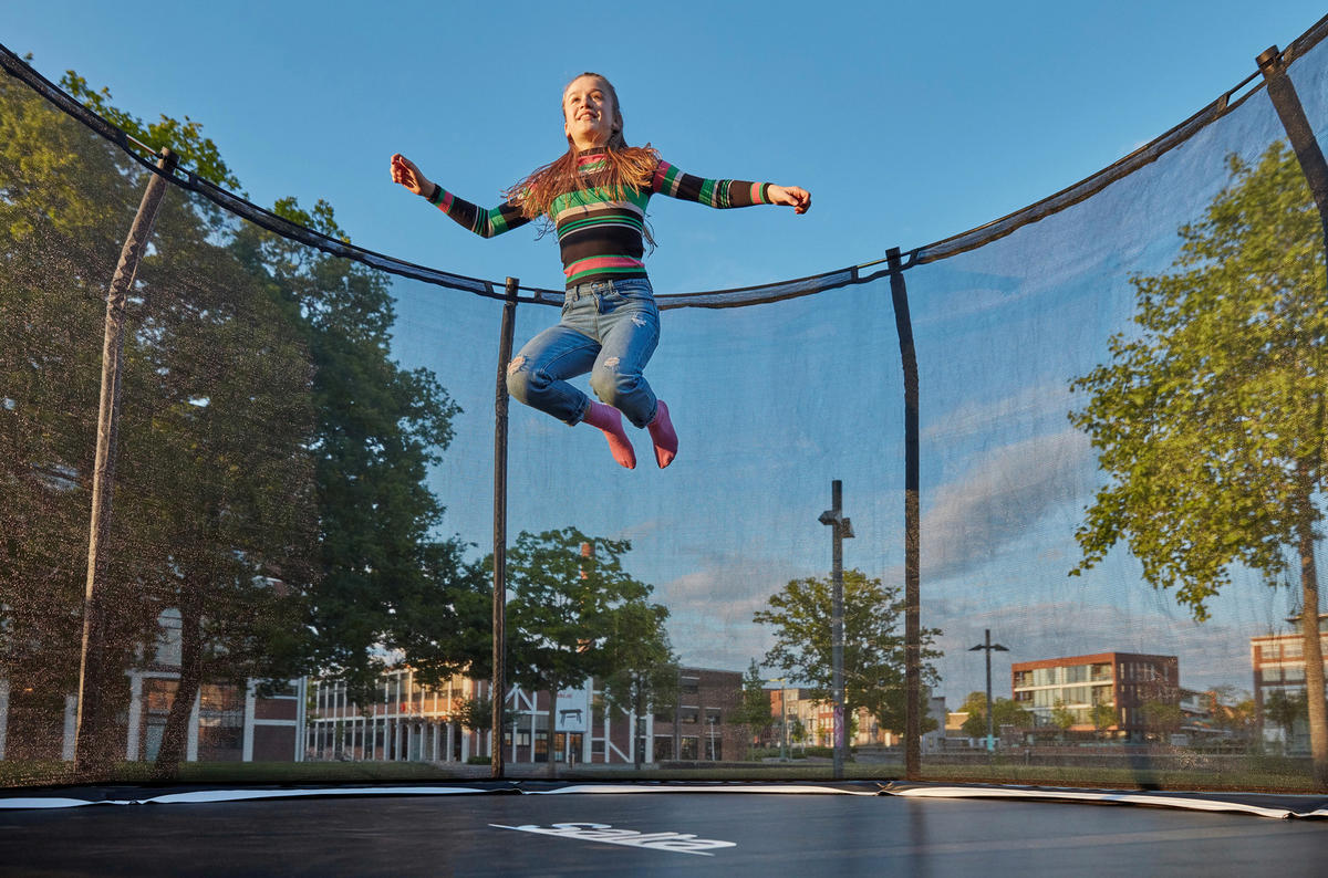 TRAMPOLIN  - Schwarz, KONVENTIONELL, Kunststoff/Metall (251/256cm) - Salta