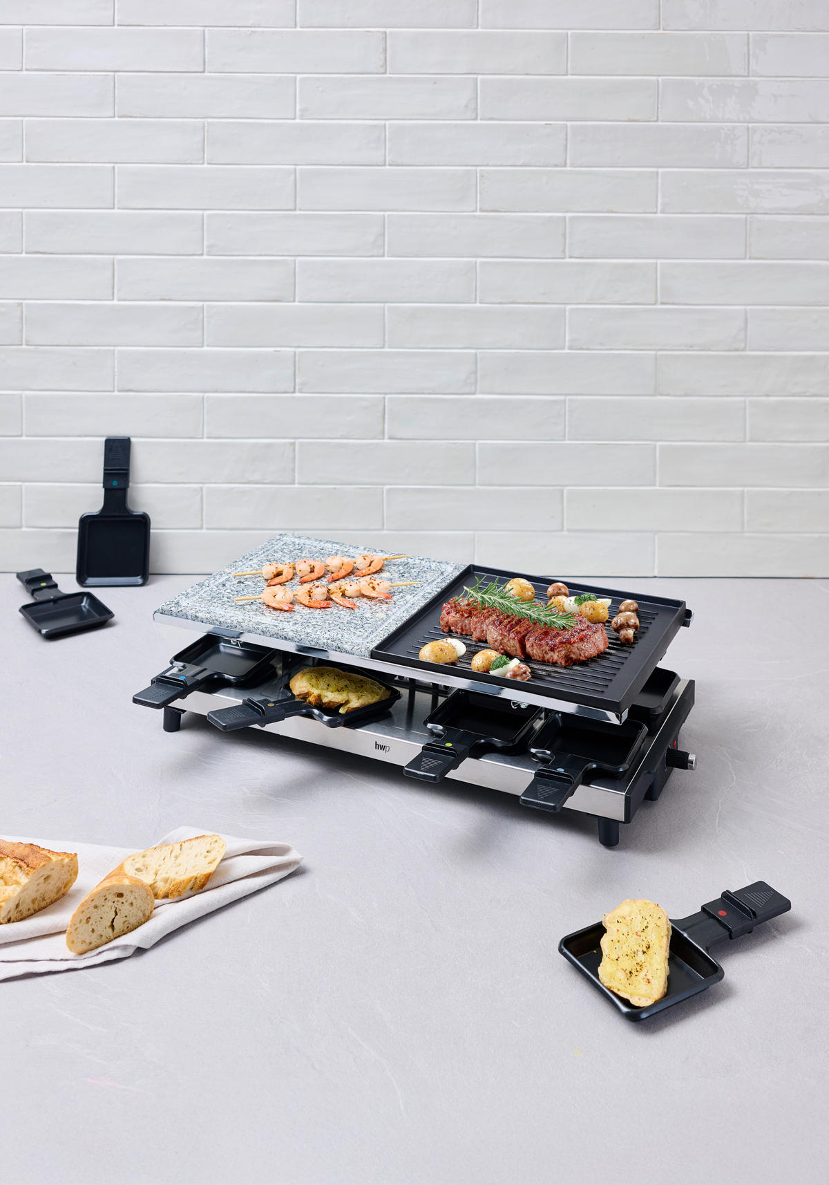 RACLETTE-GRILL  - Edelstahlfarben/Schwarz, KONVENTIONELL, Kunststoff/Stein (62/24,2/13cm) - Homeware Profession.
